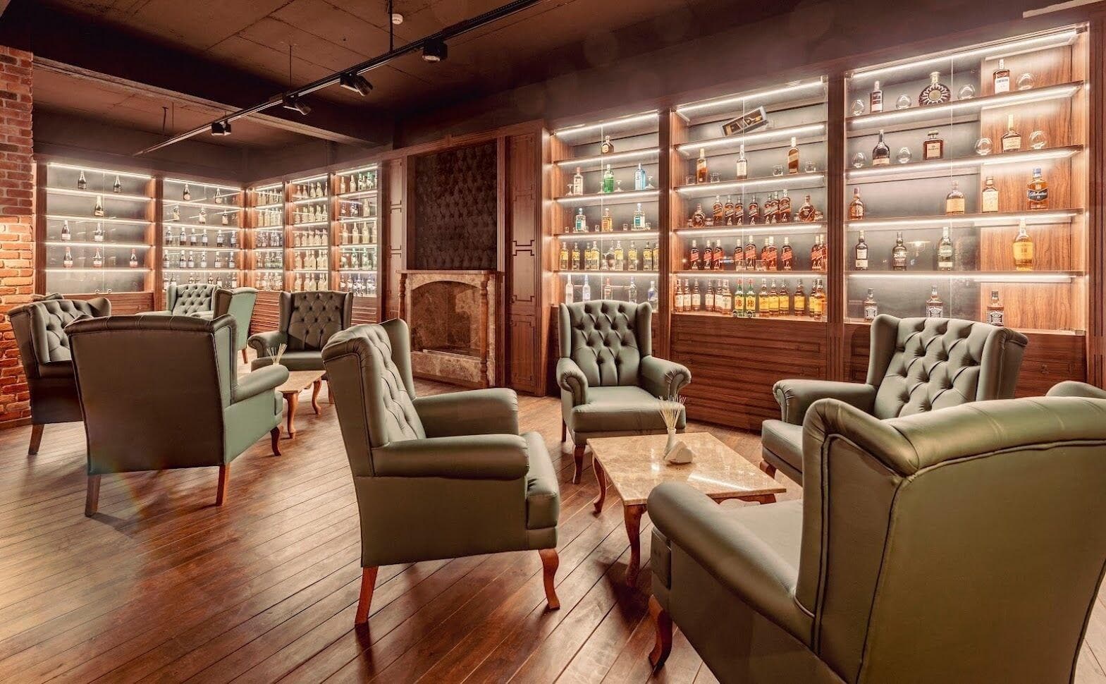 Novel Centre Point Hotel, Room