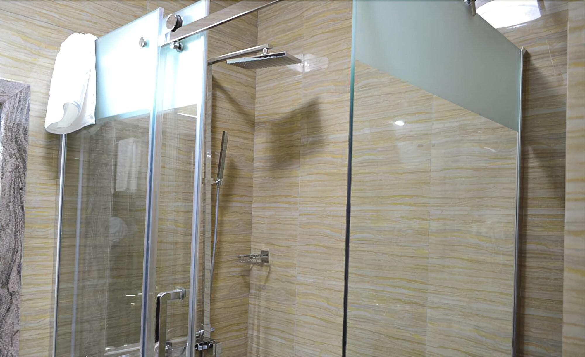 Hotel Gloria Inn, Room