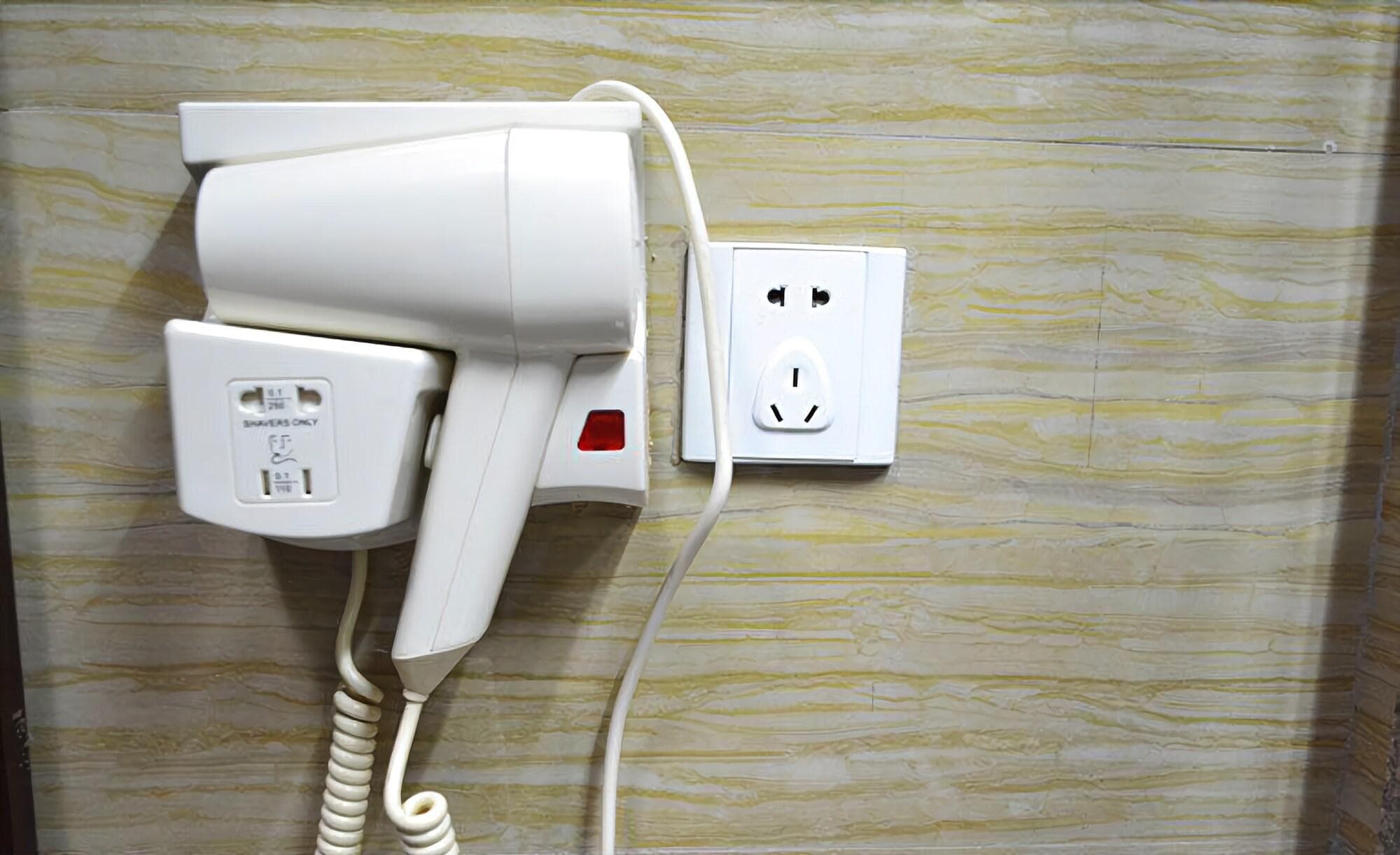 Hotel Gloria Inn, Room