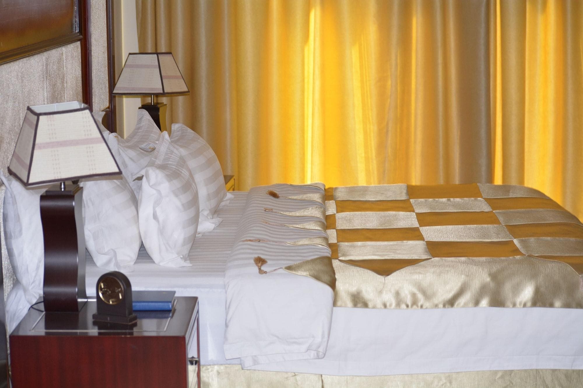 Hotel Gloria Inn, Room