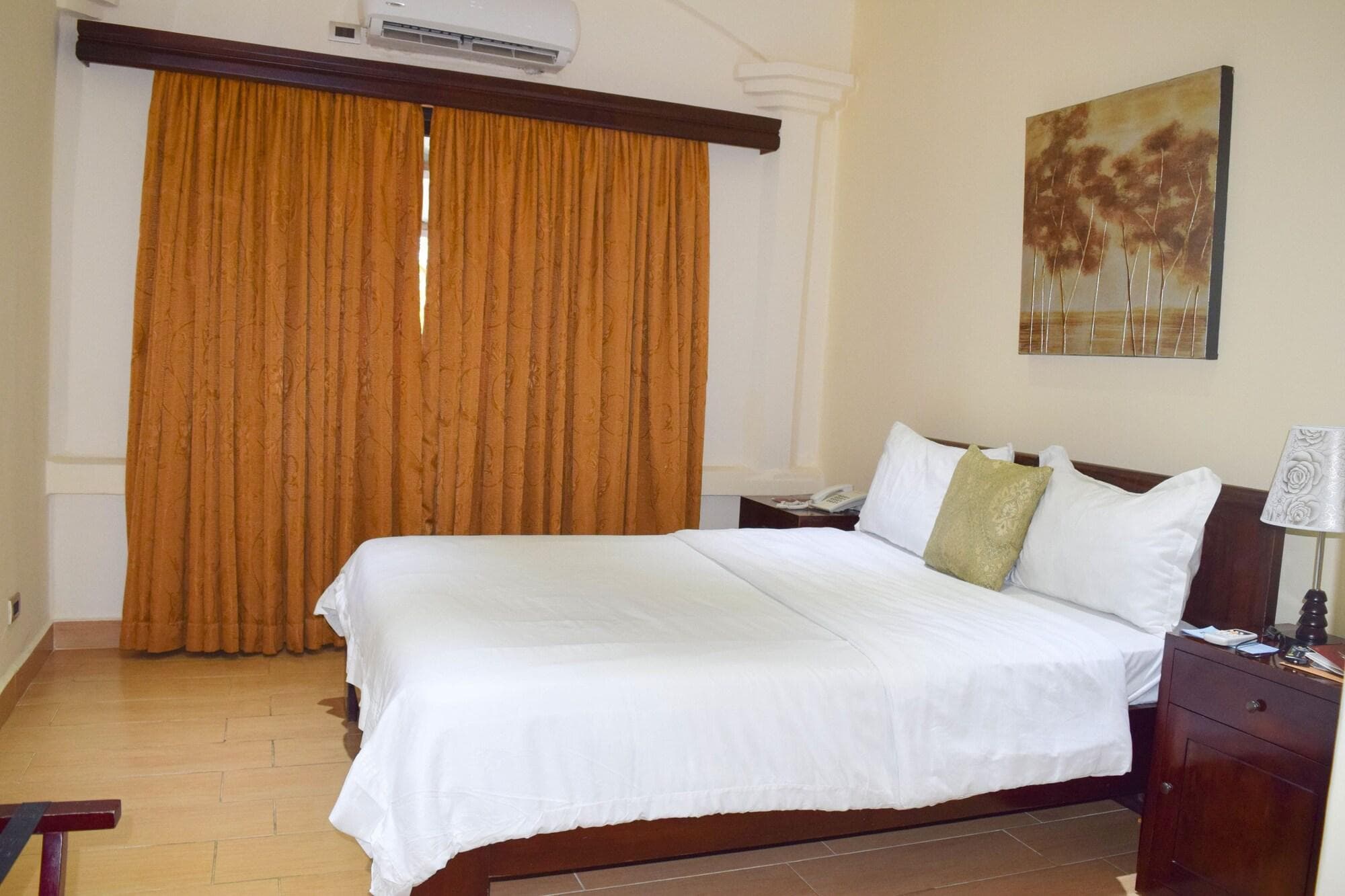 The Cape Hotel, Room