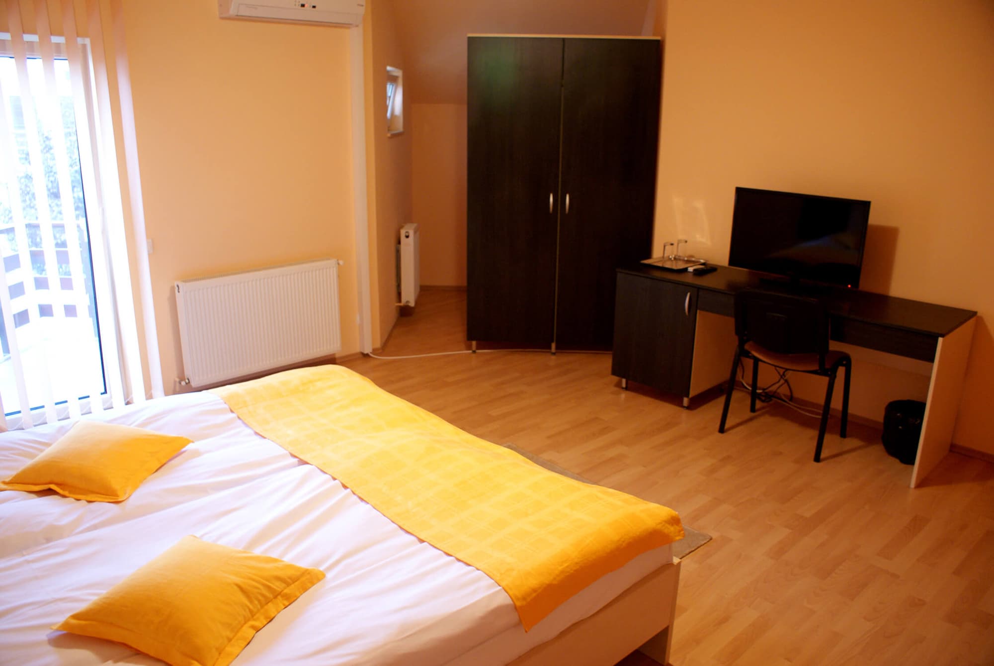 Casa Ardeleneasca, Room