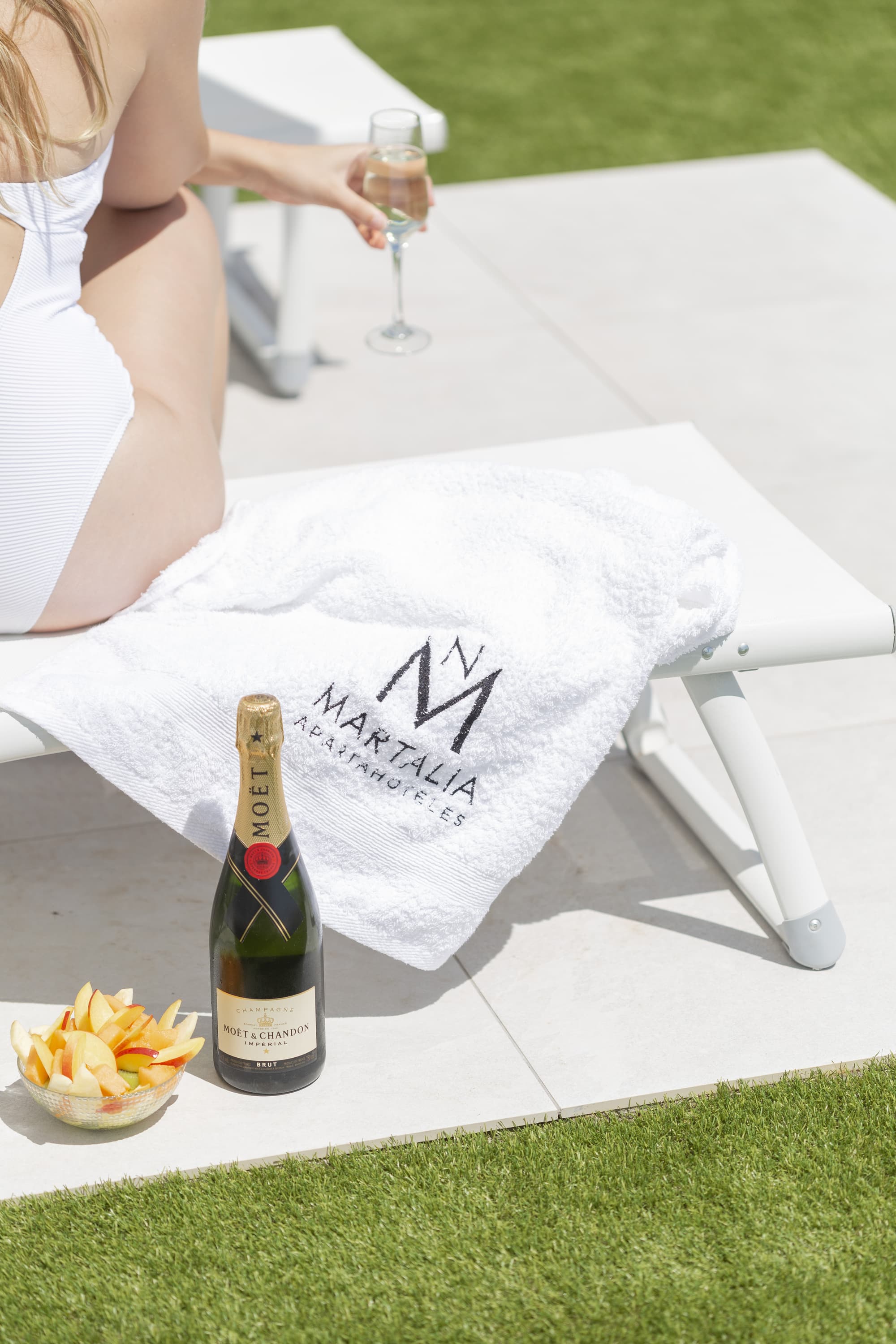 Apartamentos Martalia Nerja, Sports and Entertainment