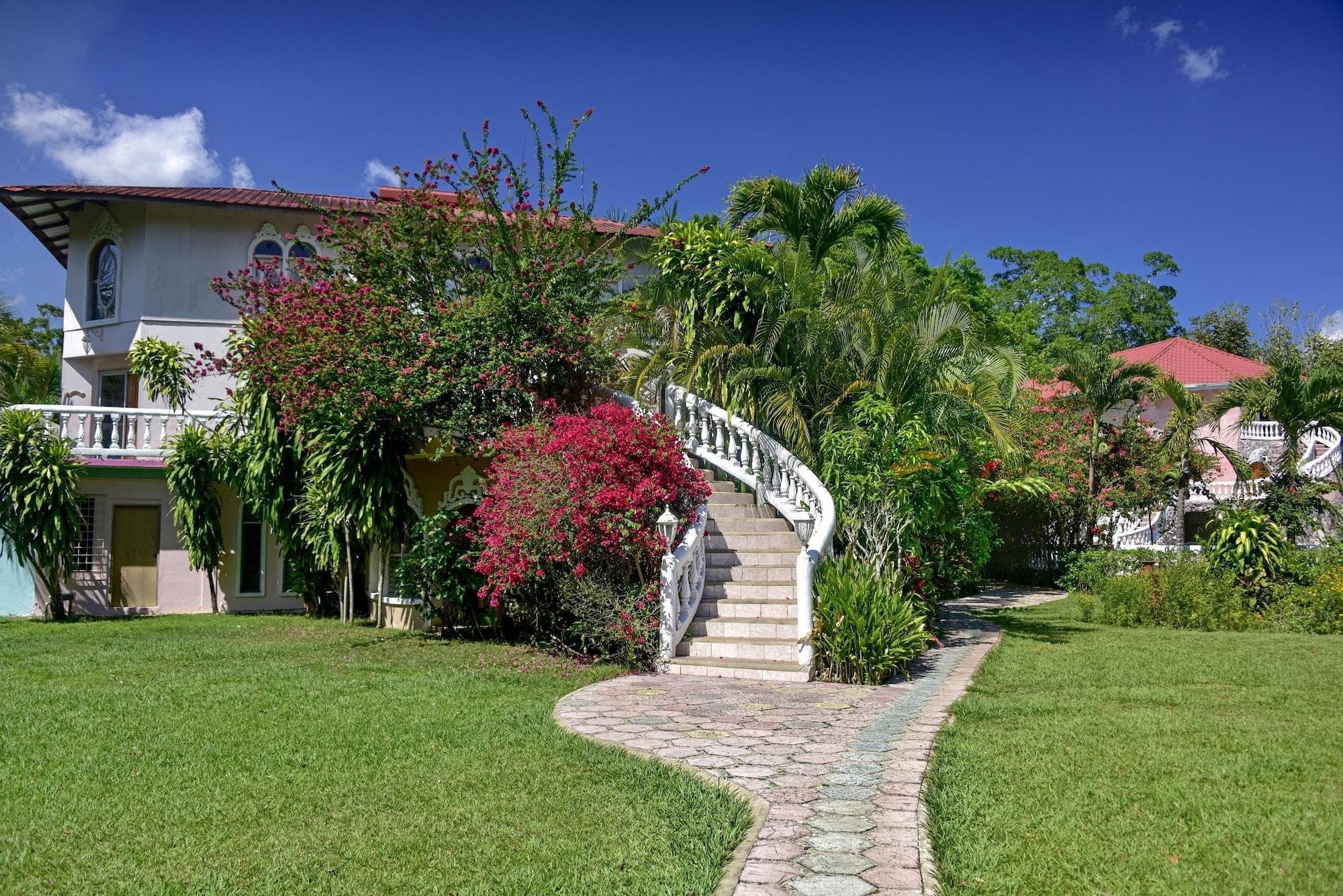 Banana Bank Lodge, General view