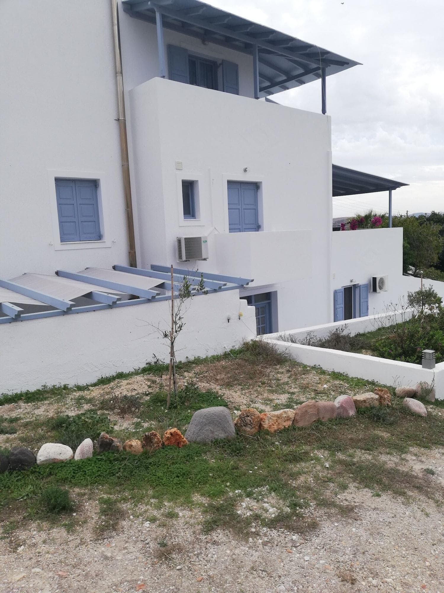 Antonis Rooms, General view