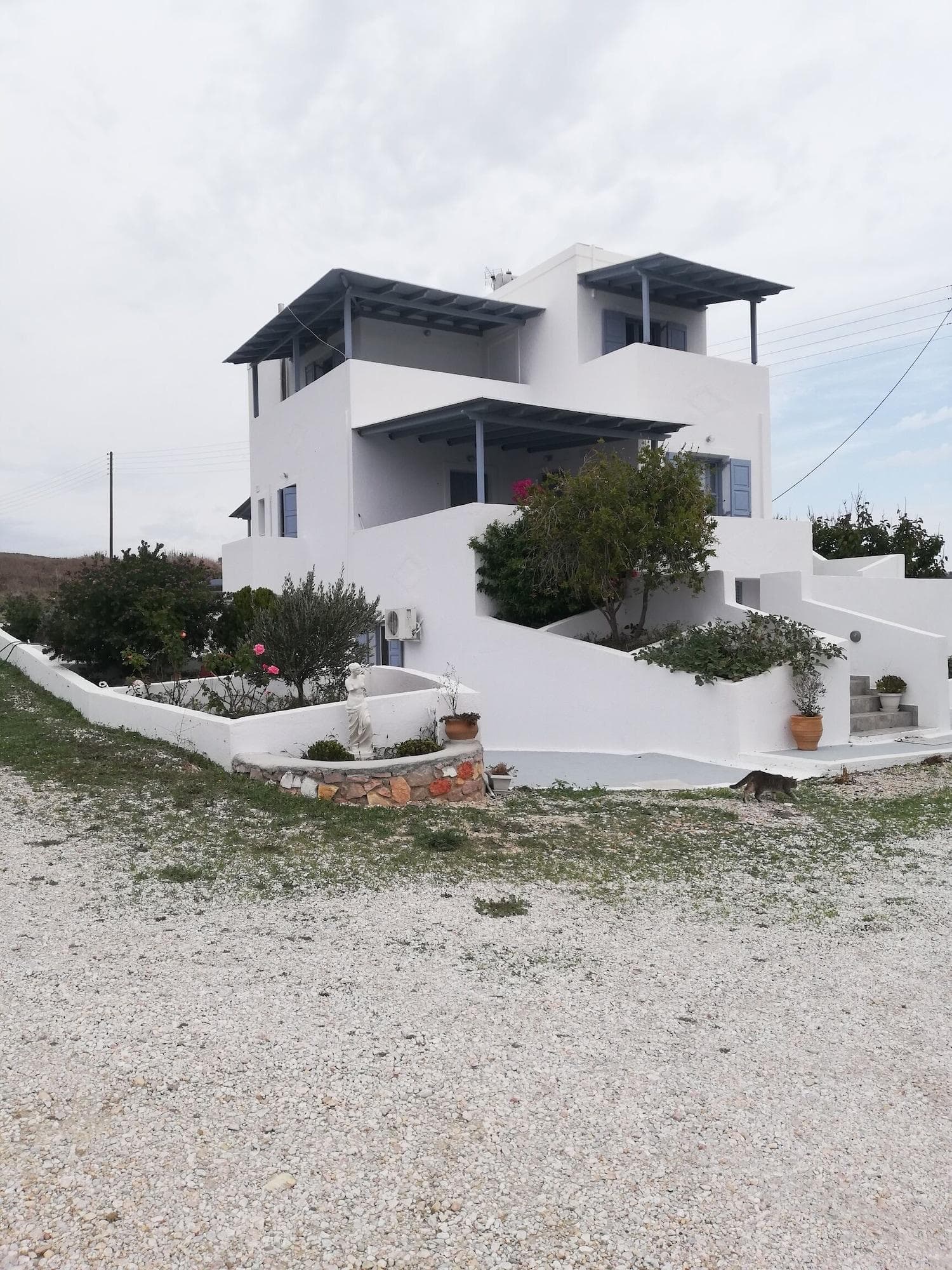 Antonis Rooms, General view