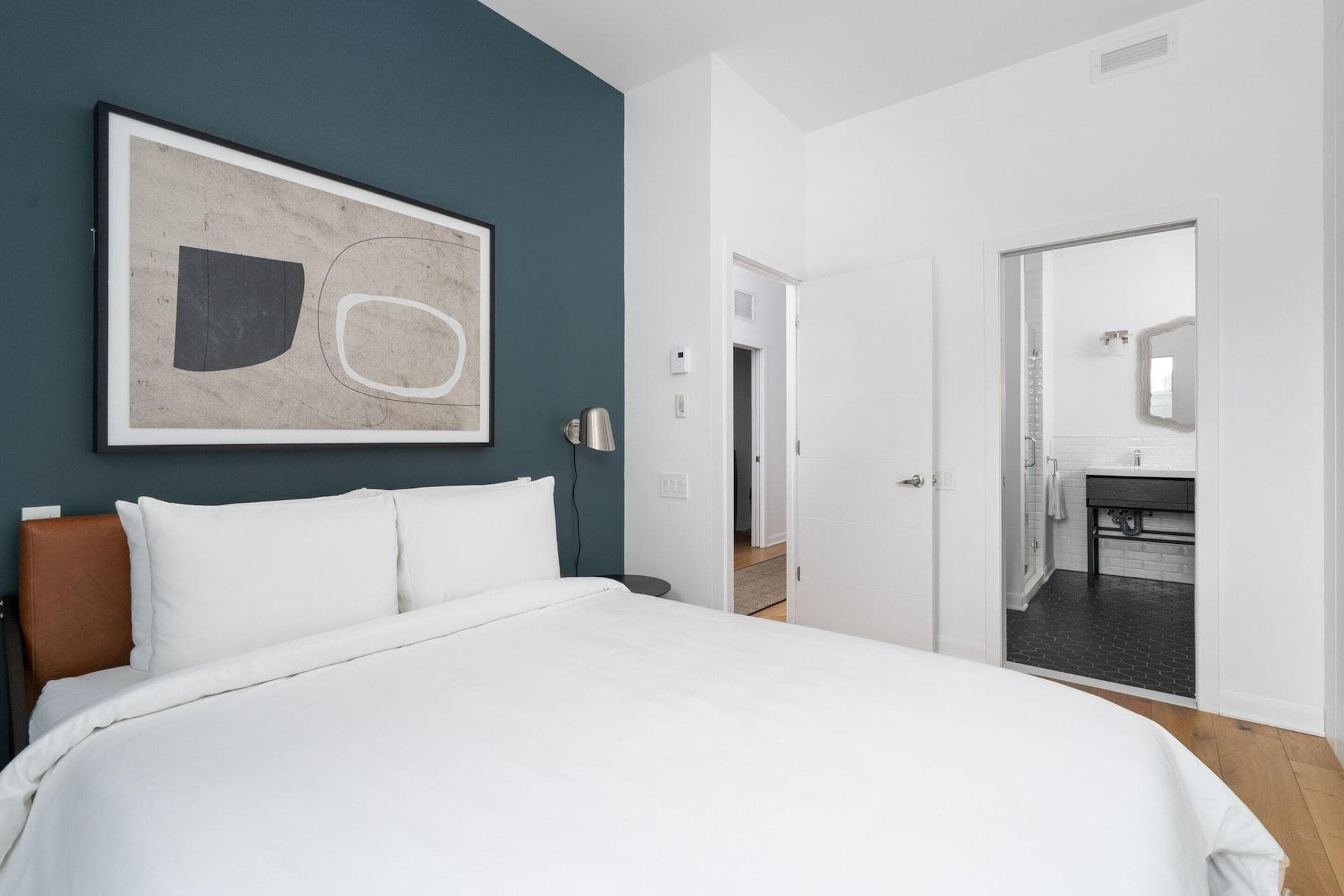 Sonder - Penny Lane, Room