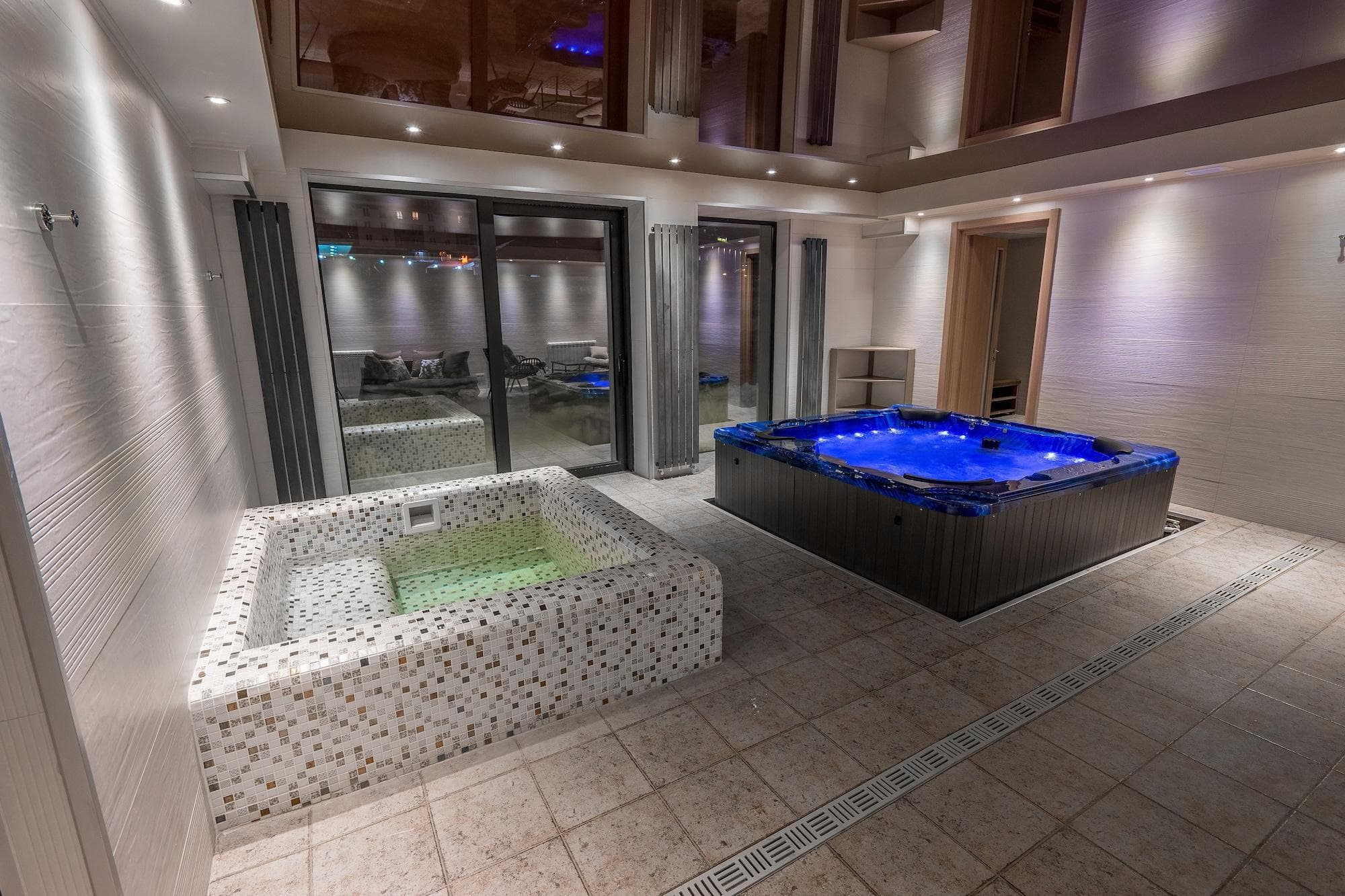 Good Aura Hotel, Sports and Entertainment