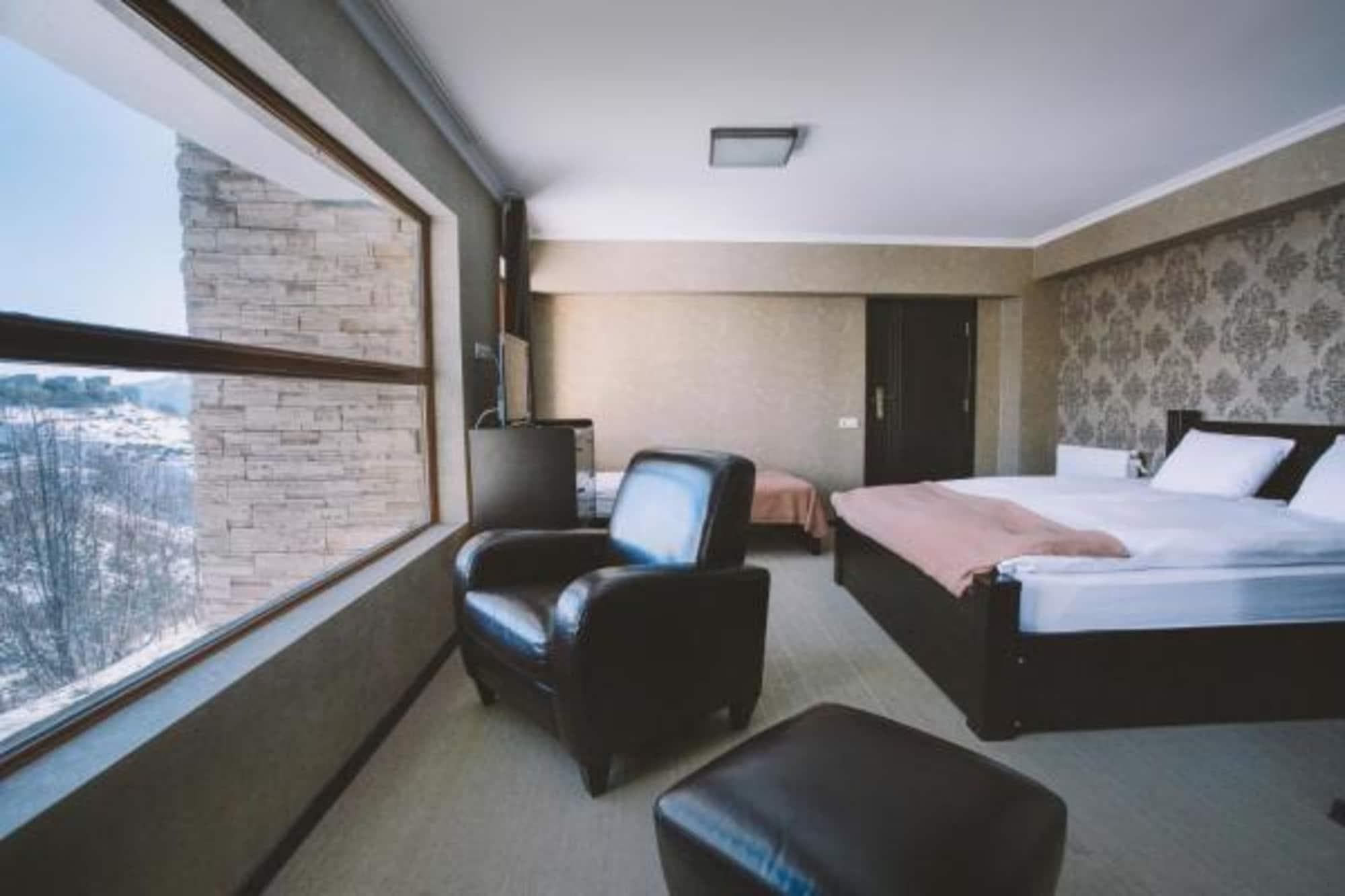 Good Aura Hotel, Room