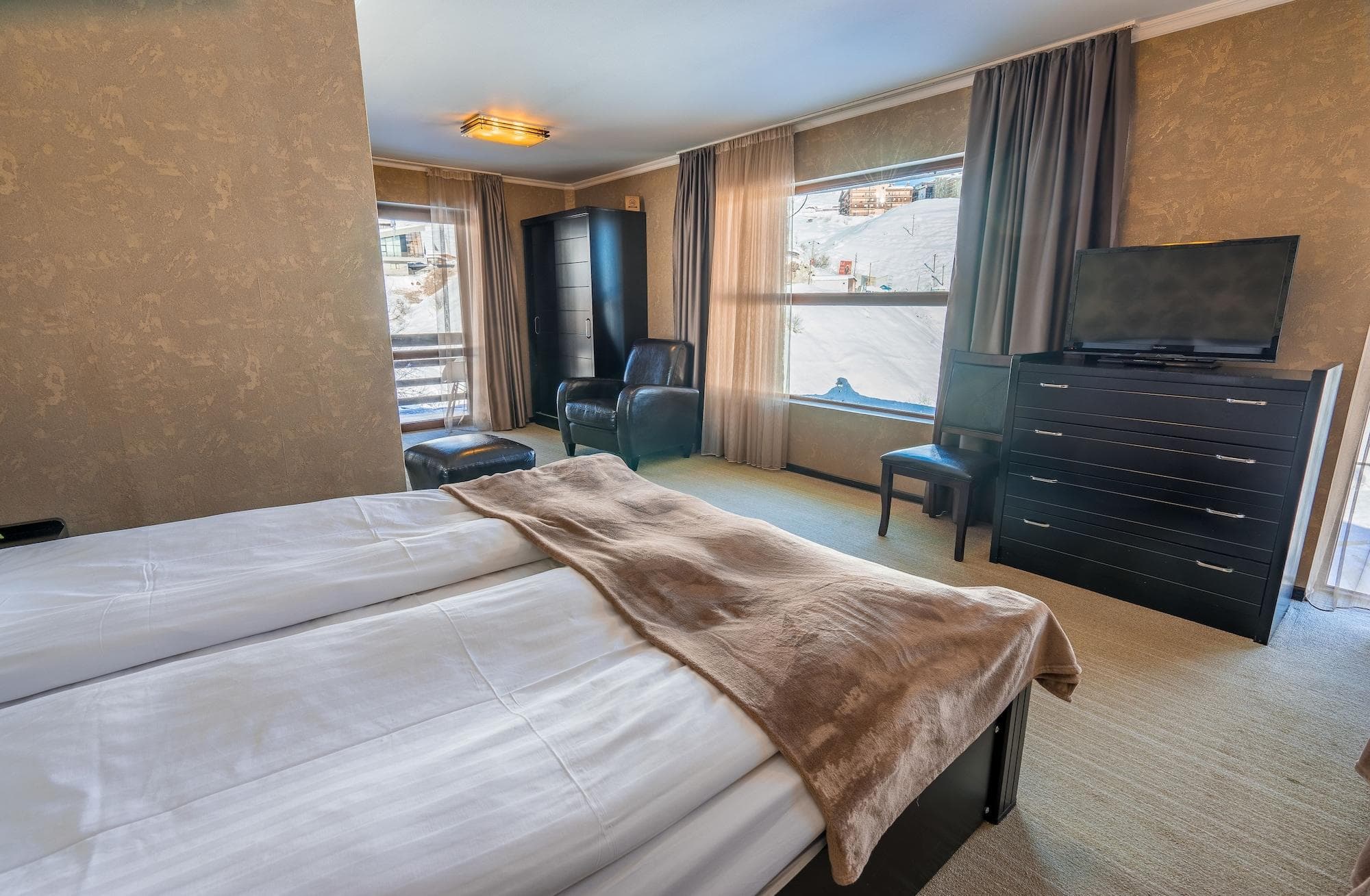 Good Aura Hotel, Room