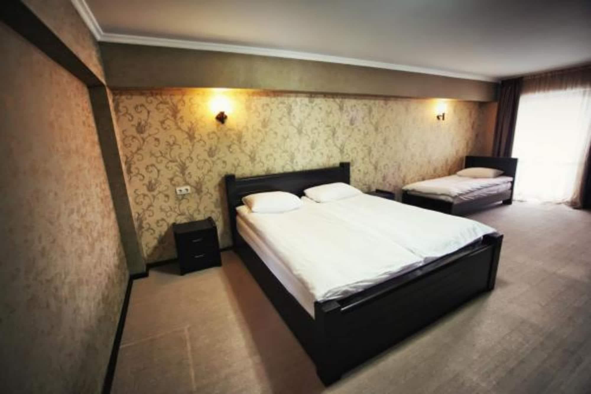 Good Aura Hotel, Room