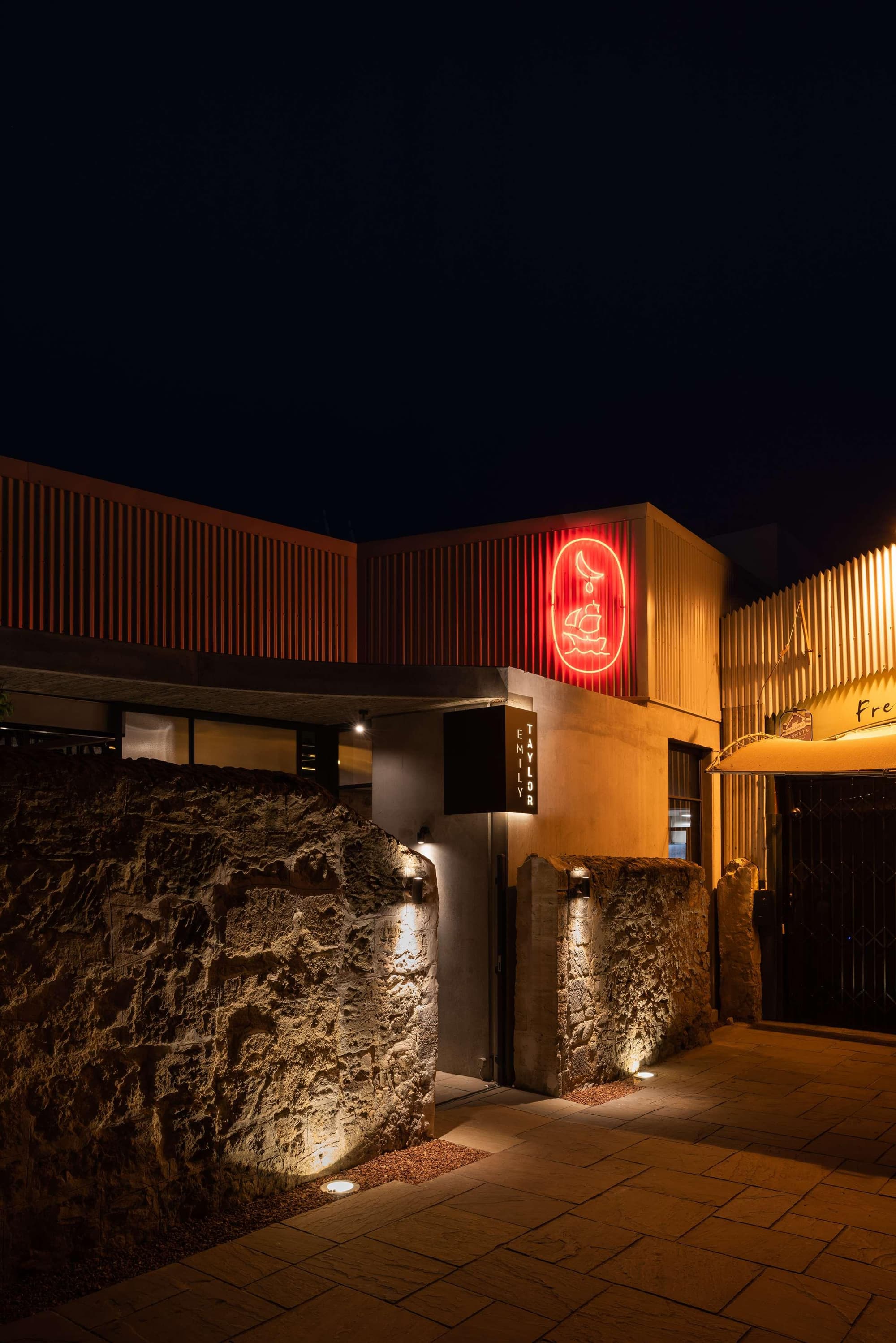 Warders Hotel Fremantle, General view