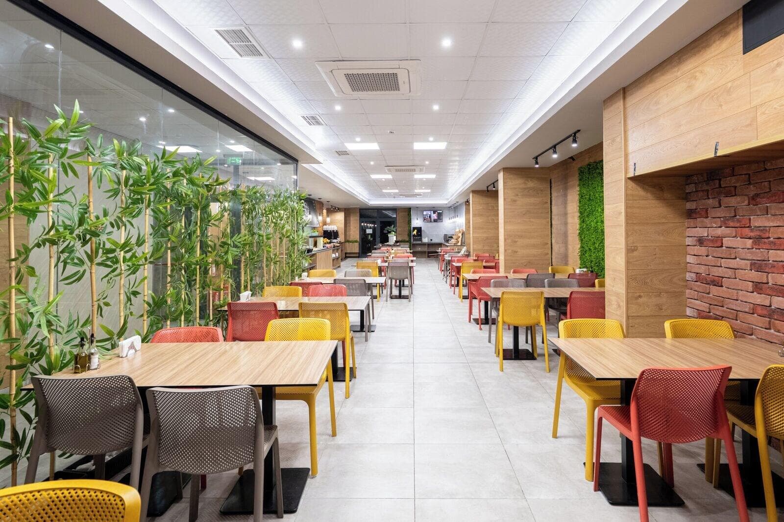 Hotel Avenue Deluxe, Restaurant