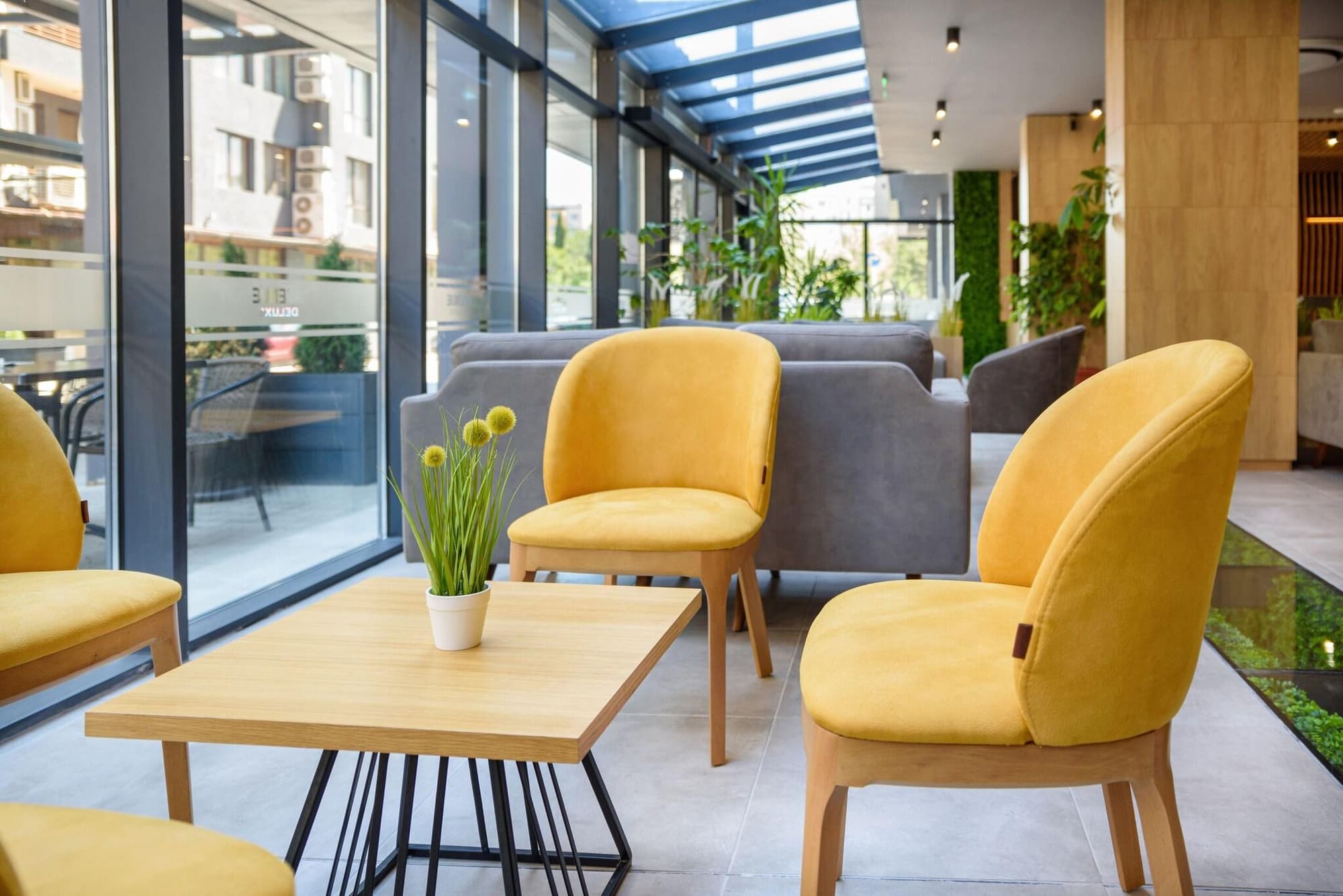 Hotel Avenue Deluxe, Lobby