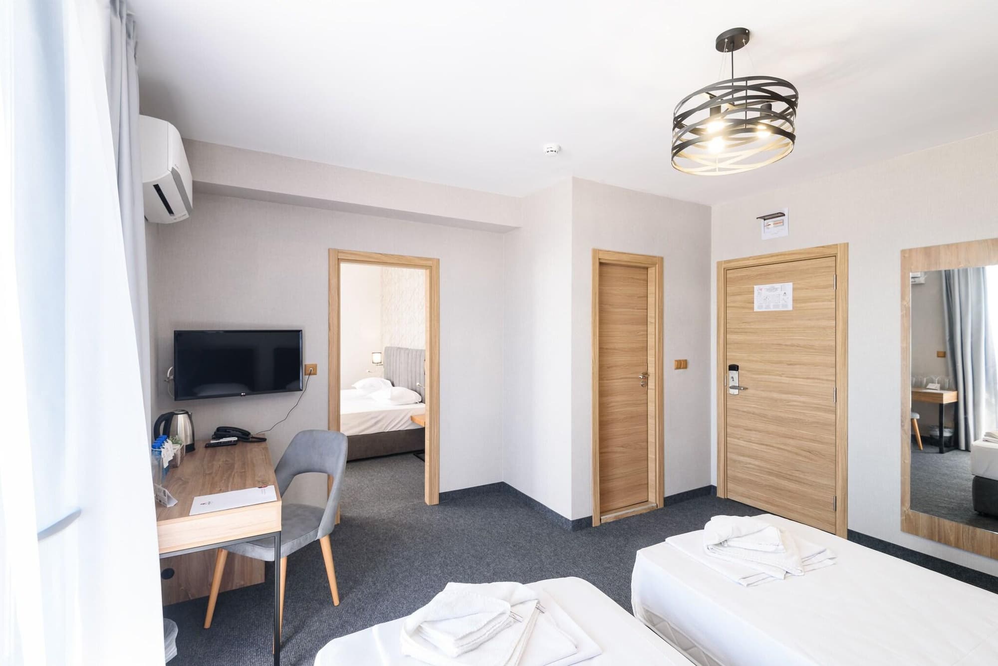 Hotel Avenue Deluxe, Room