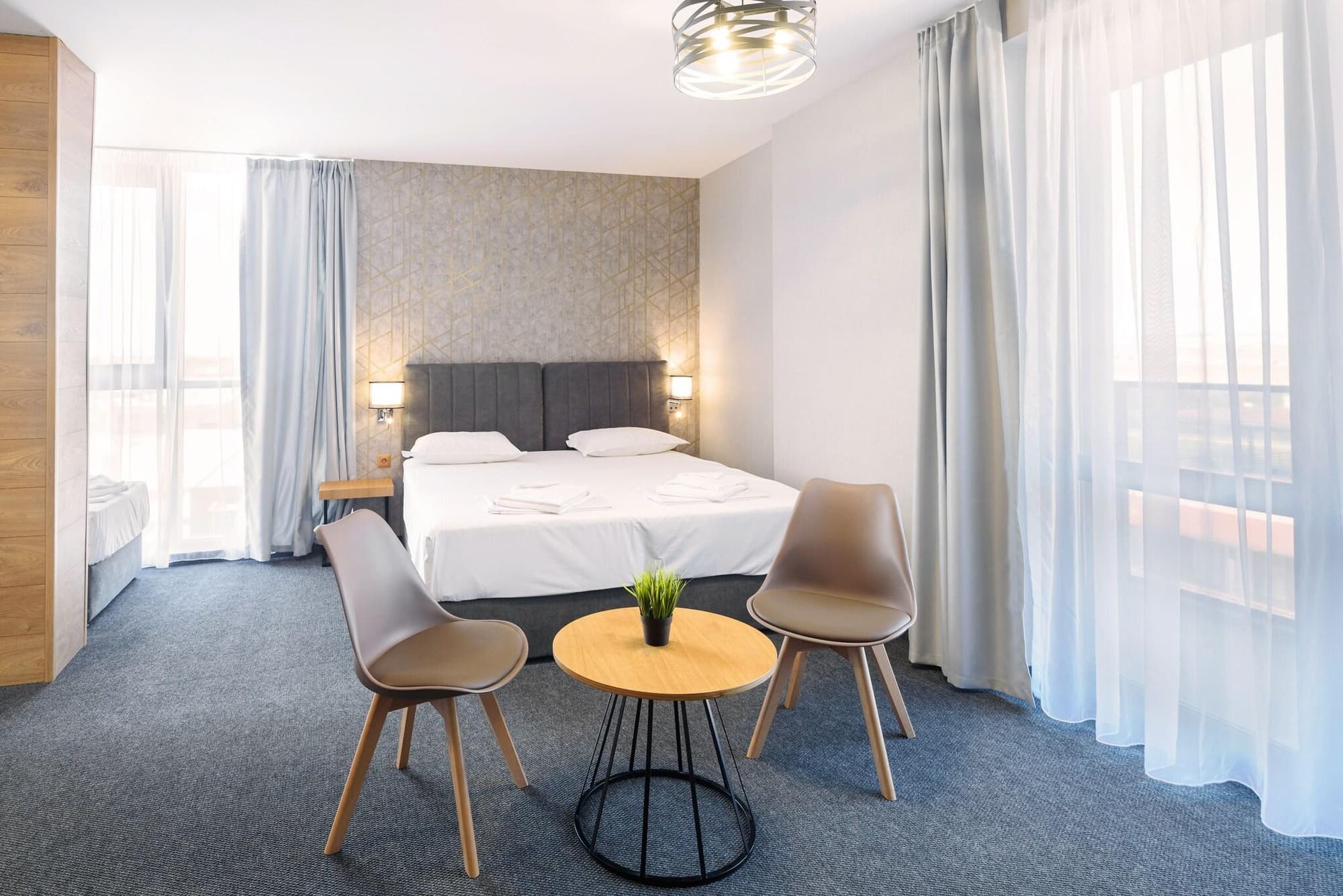 Hotel Avenue Deluxe, Room