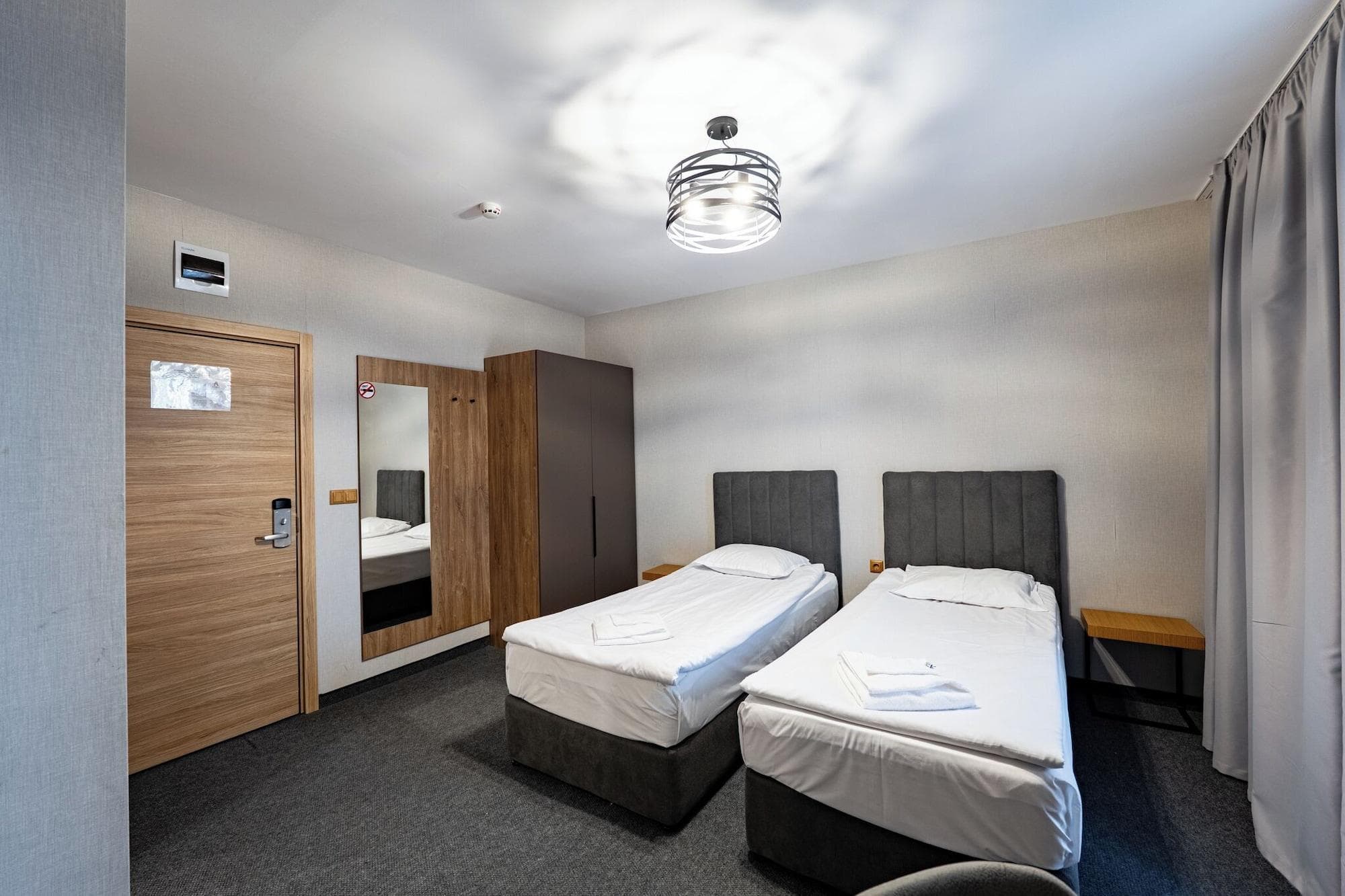 Hotel Avenue Deluxe, Room