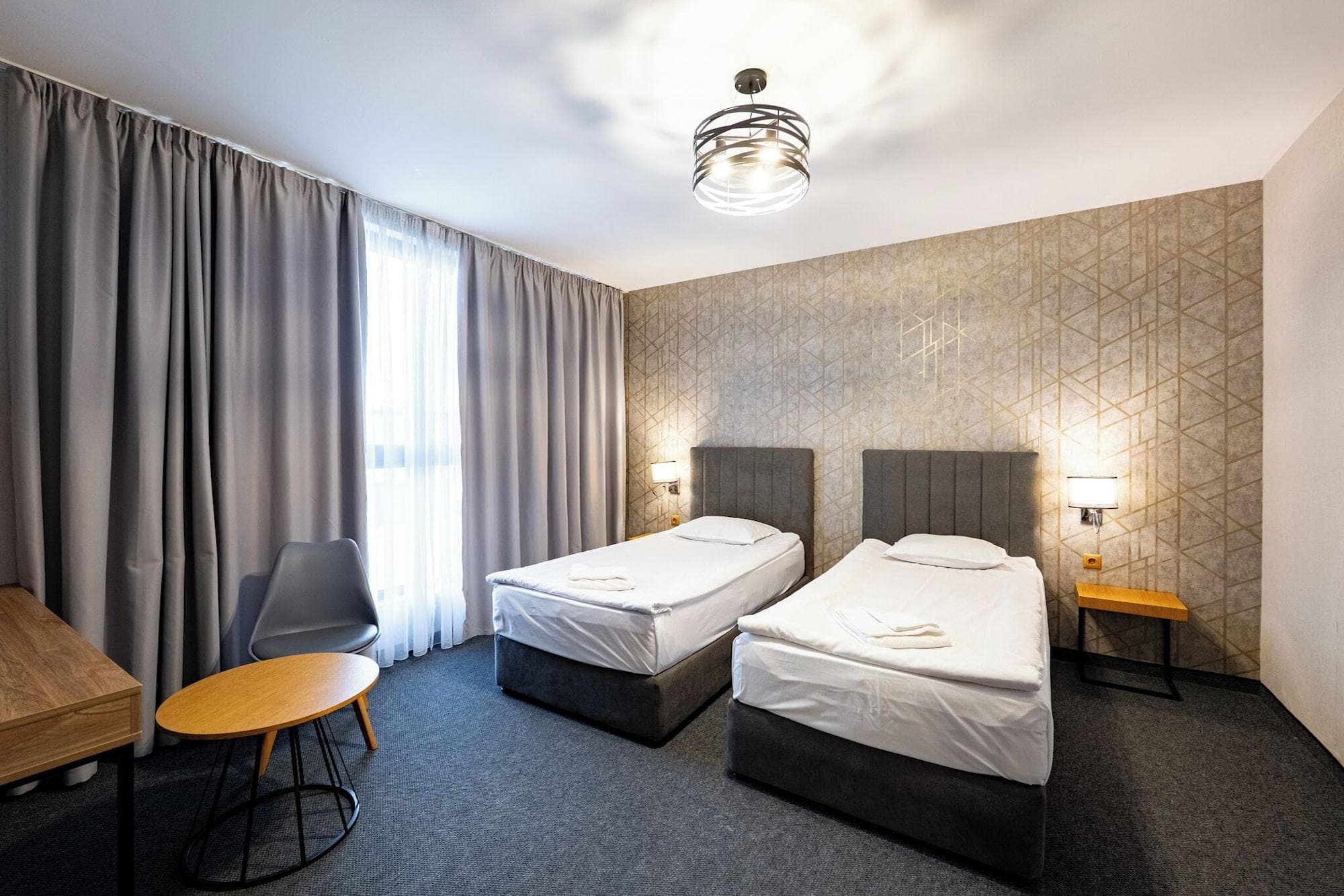 Hotel Avenue Deluxe, Room