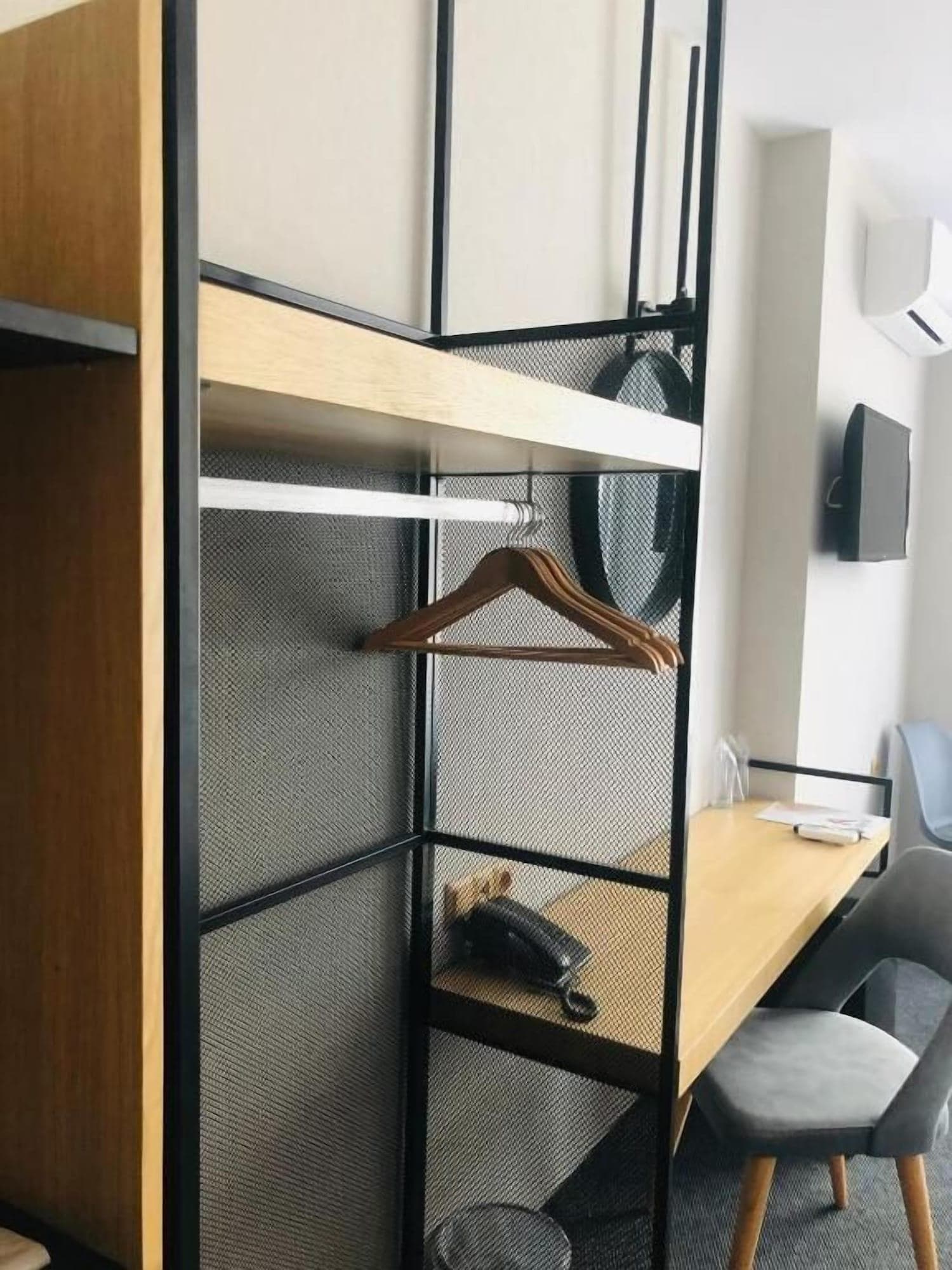 Hotel Avenue Deluxe, Room