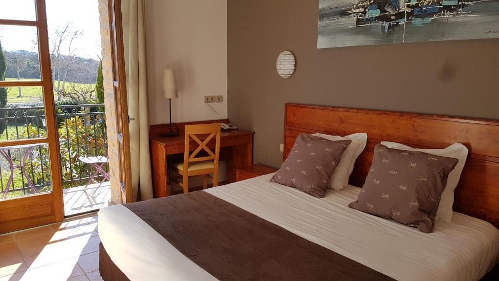Logis Hotel Le Mas De Mon Pere, Room