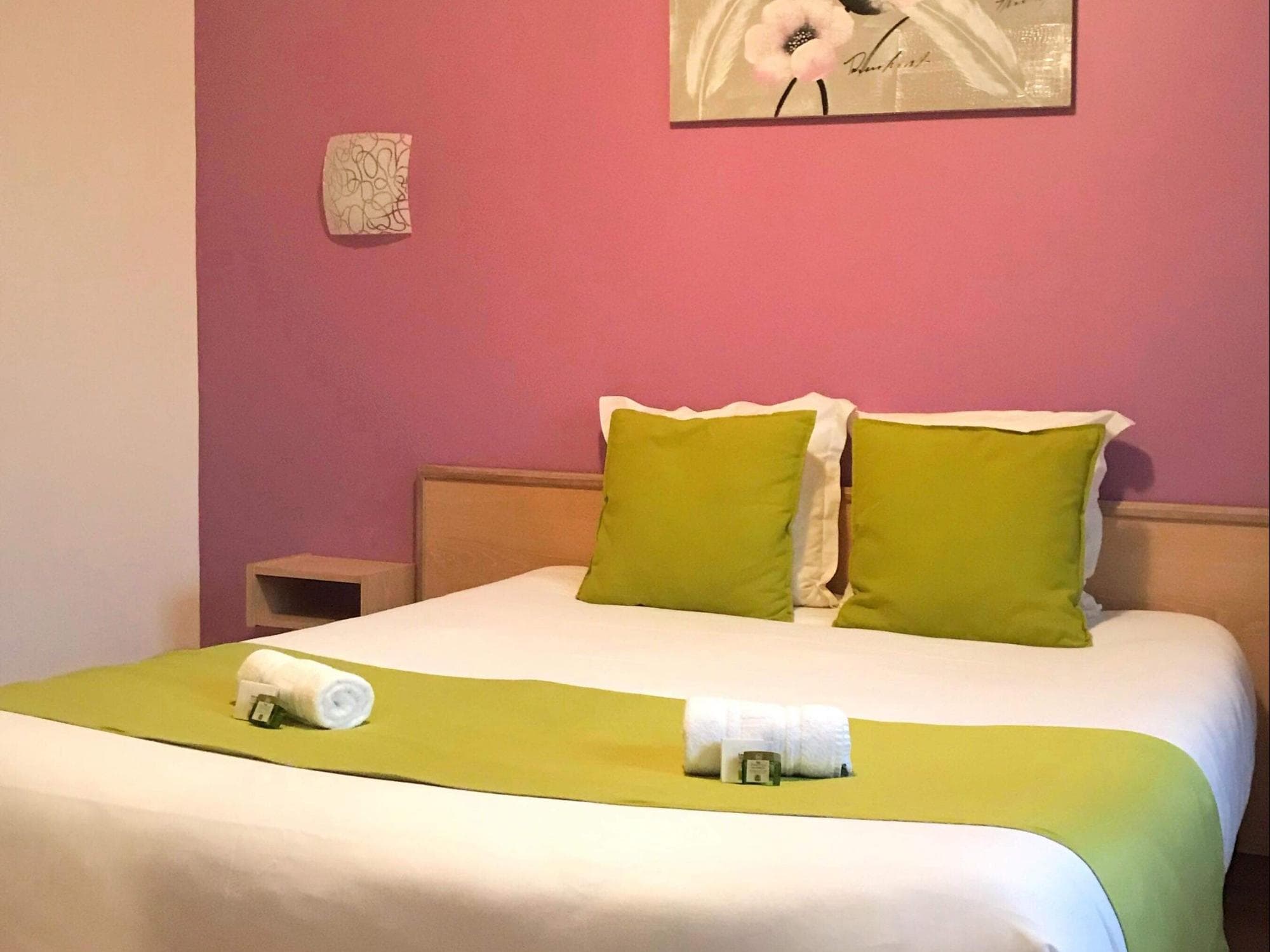 Logis Hotel Le Mas De Mon Pere, Room