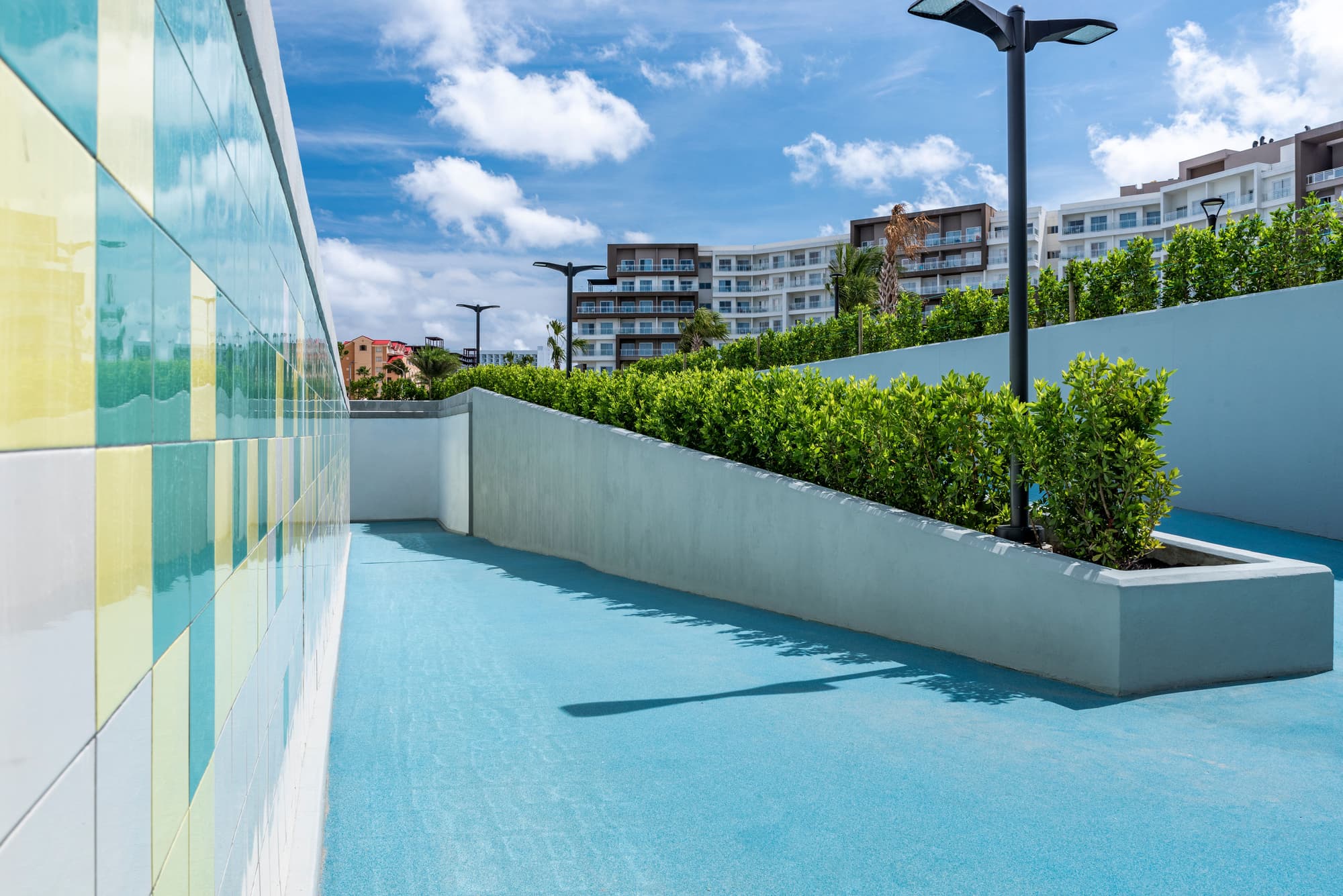 Embassy Suites By Hilton Aruba Resort, General view