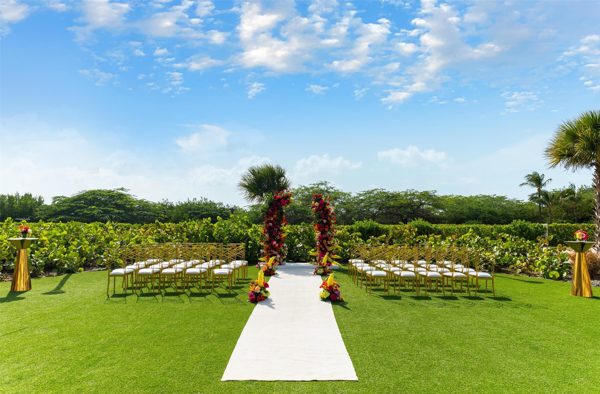 Embassy Suites By Hilton Aruba Resort, General view