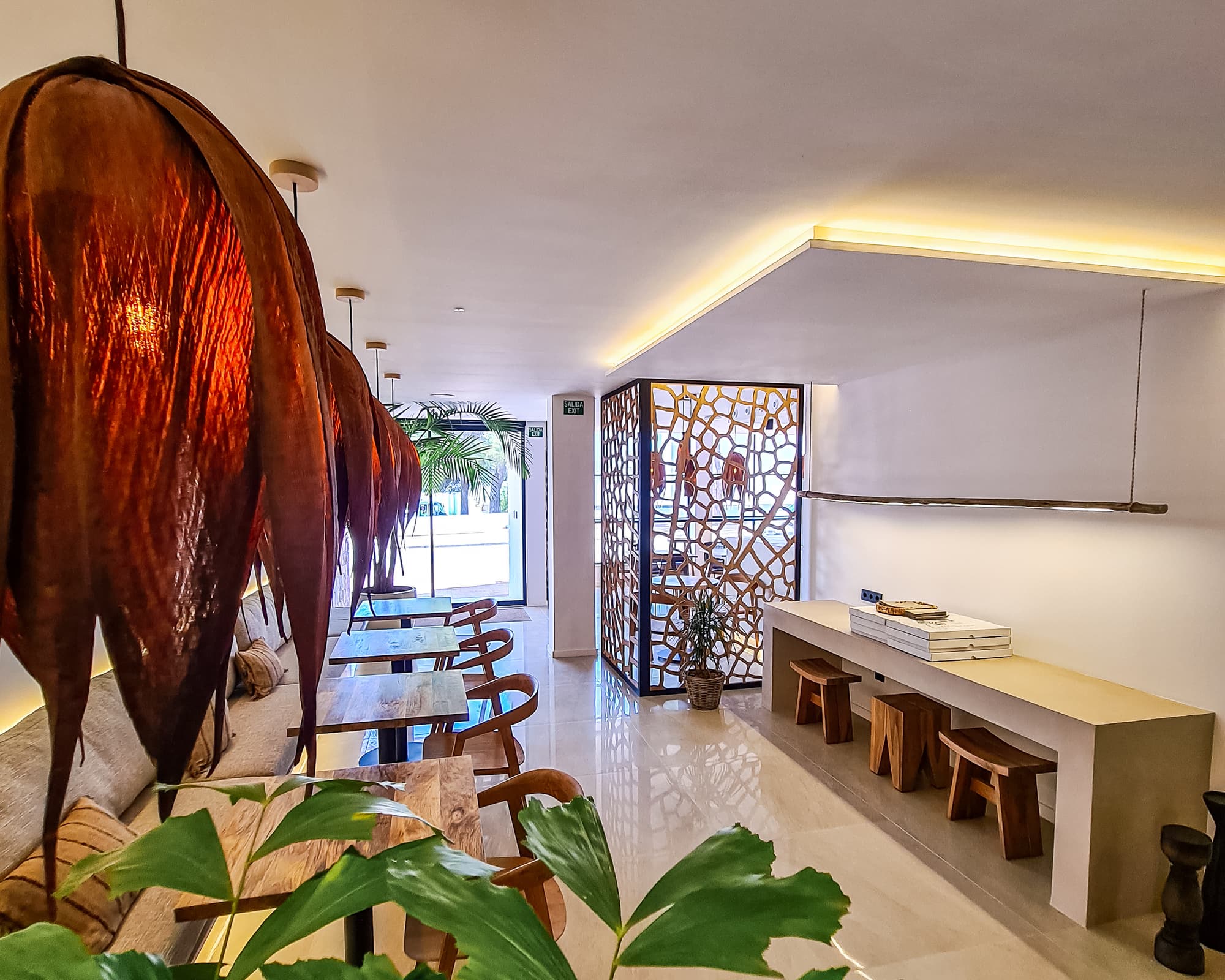 S´Estancia Suites, Bar