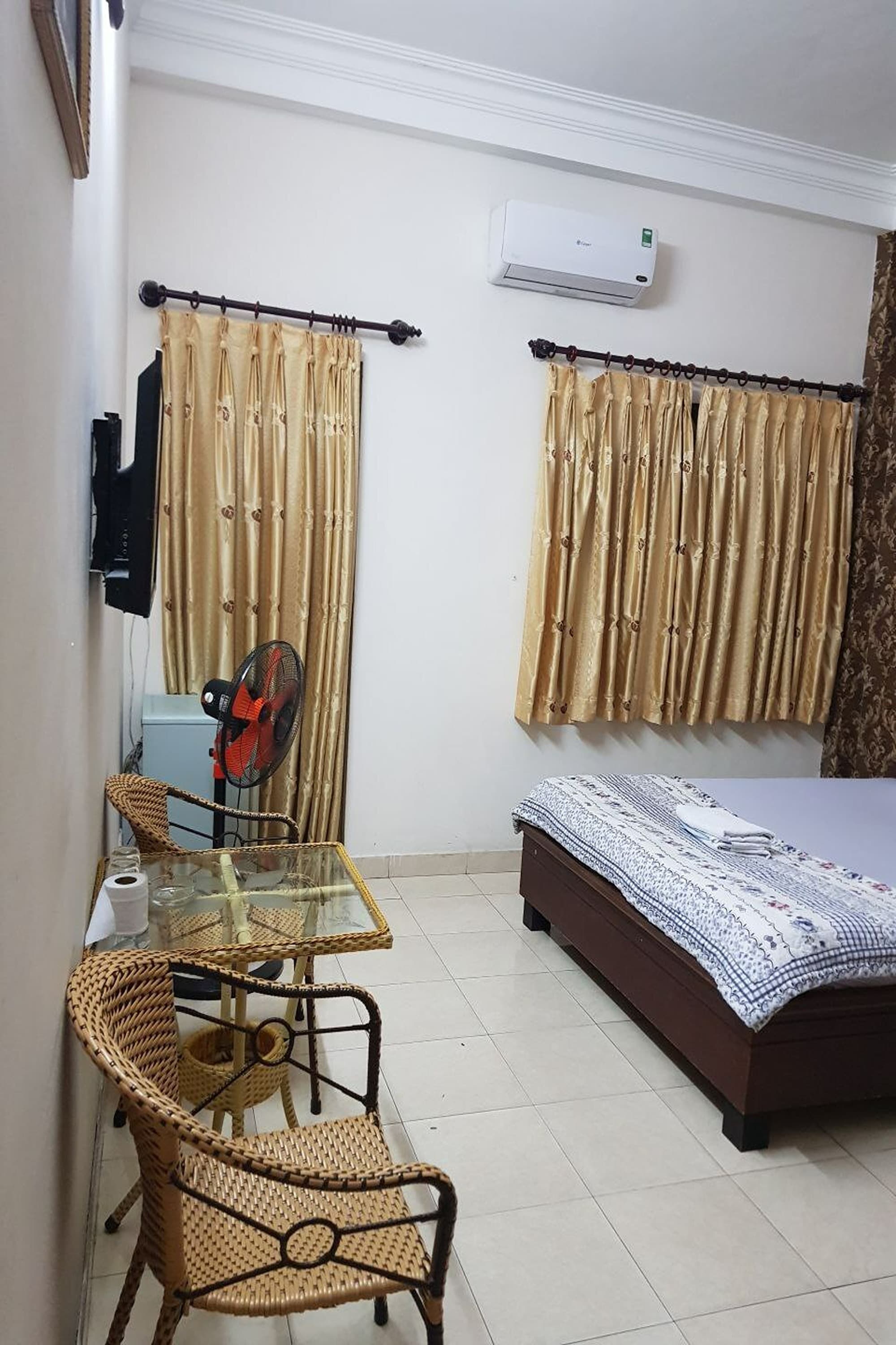 Bau Cat Hotel by ZUZU, Room