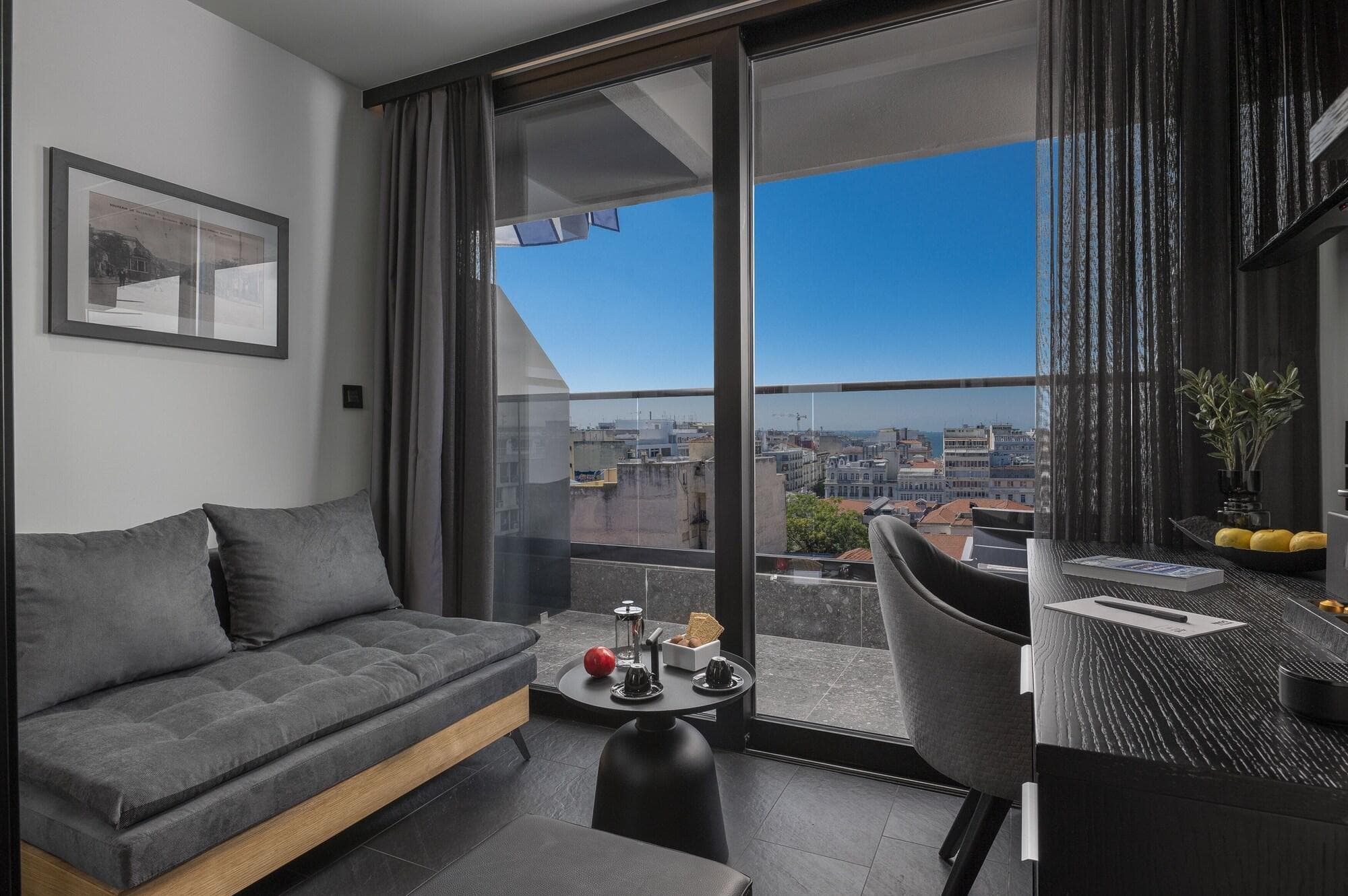 No 15 Ermou Hotel, Room