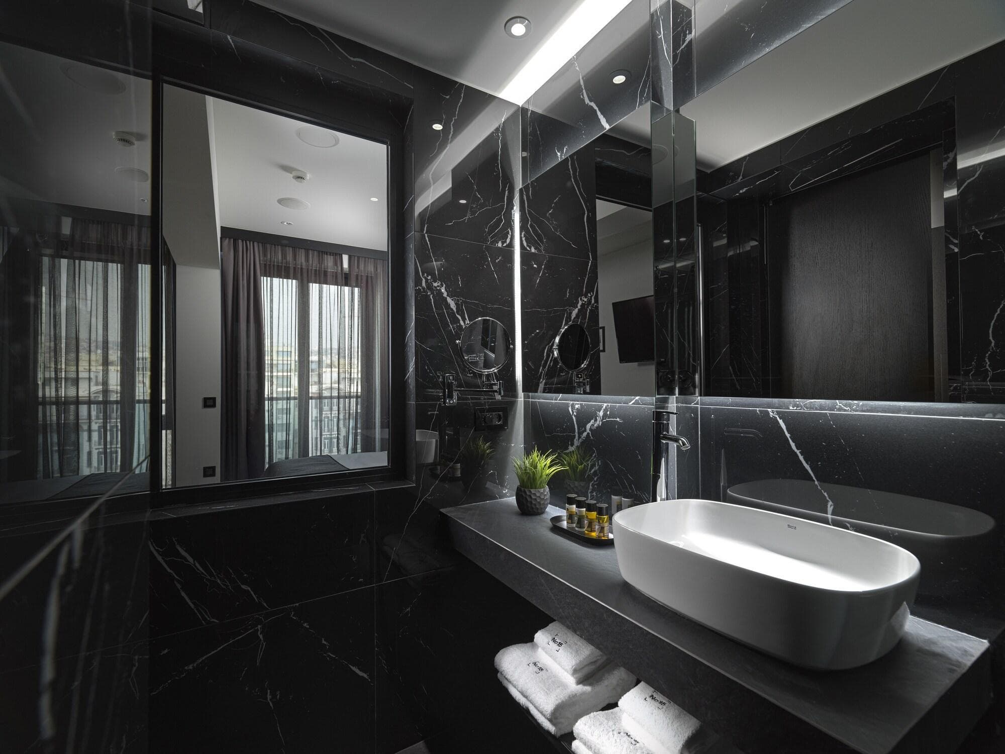 No 15 Ermou Hotel, Room