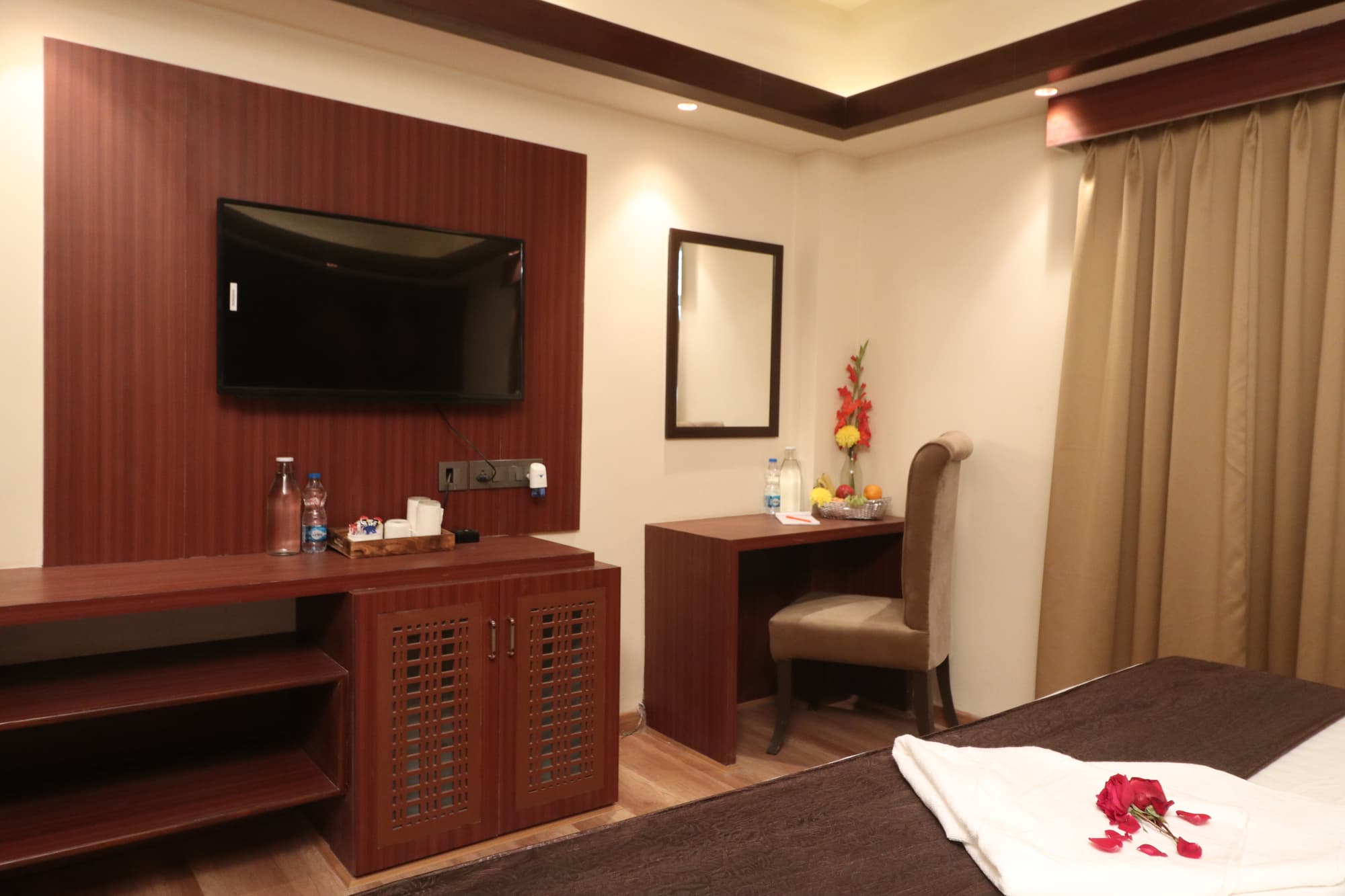 The Lake Hotel, Room