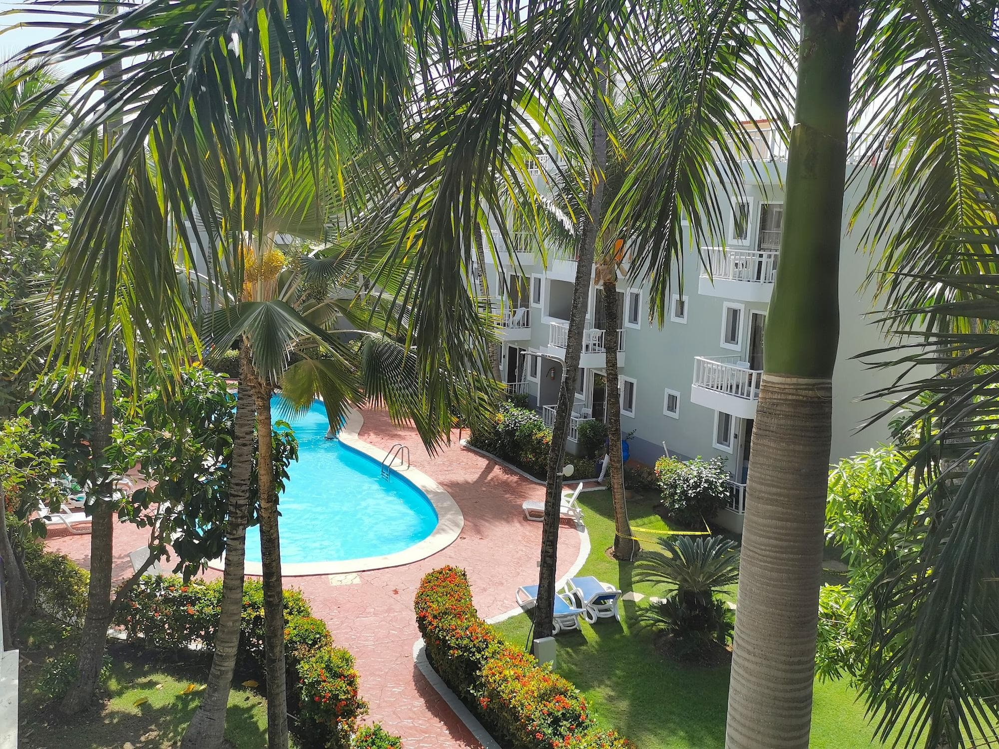 SOL CARIBE SUITES DELUXE Beach Club and Pool, Lobby