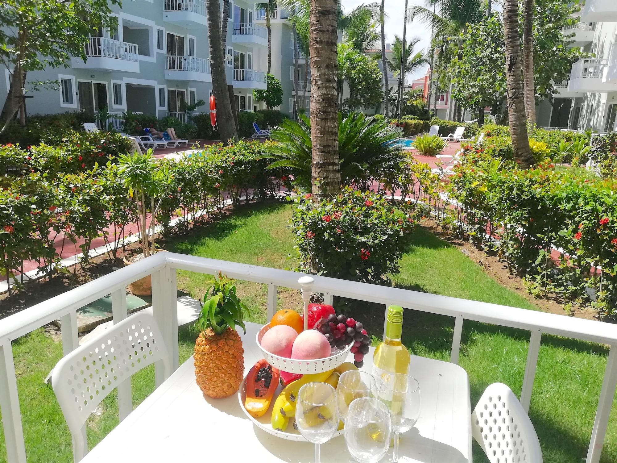 SOL CARIBE SUITES DELUXE Beach Club and Pool, Room