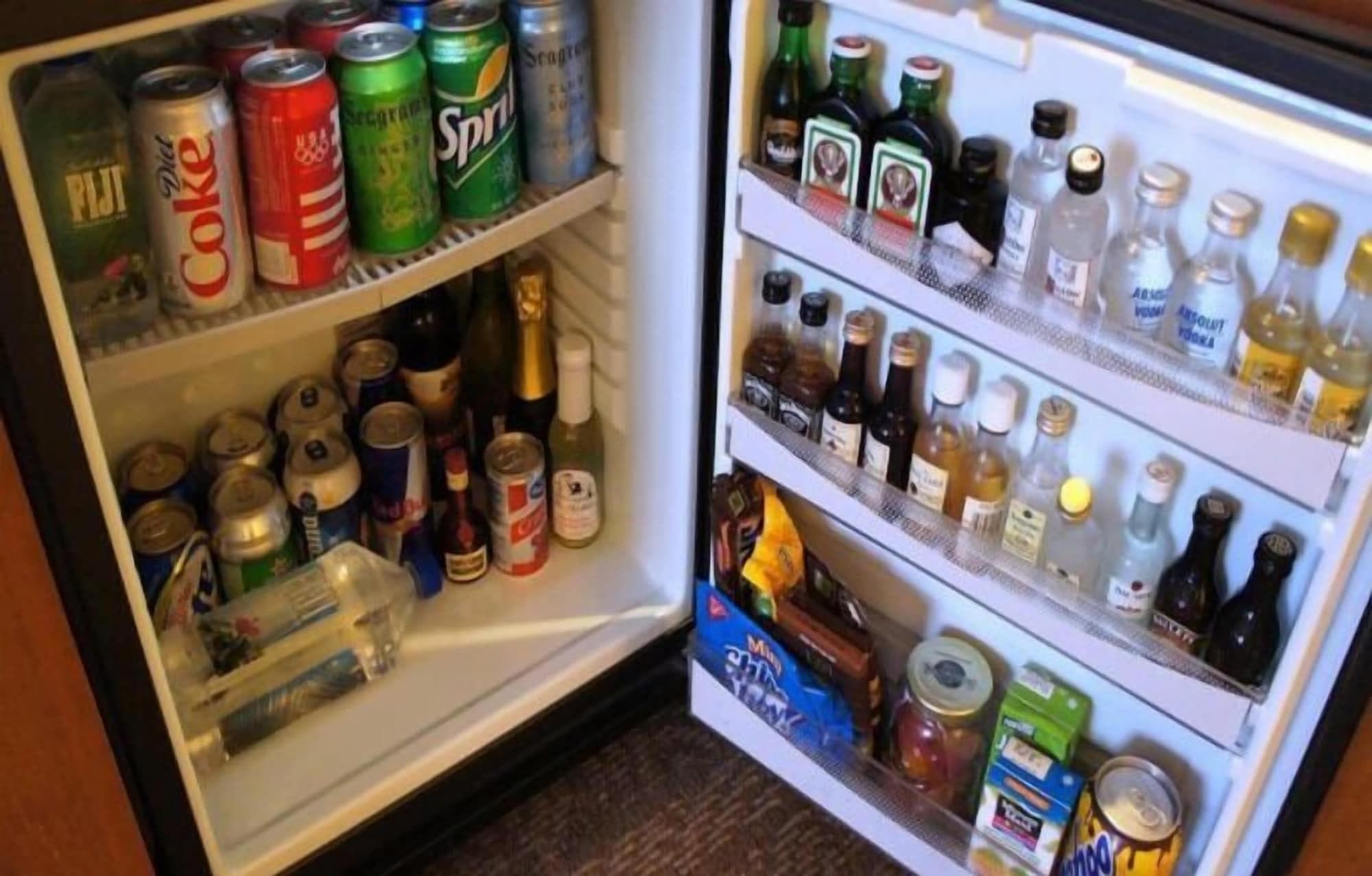 SOL CARIBE SUITES DELUXE Beach Club and Pool, Room