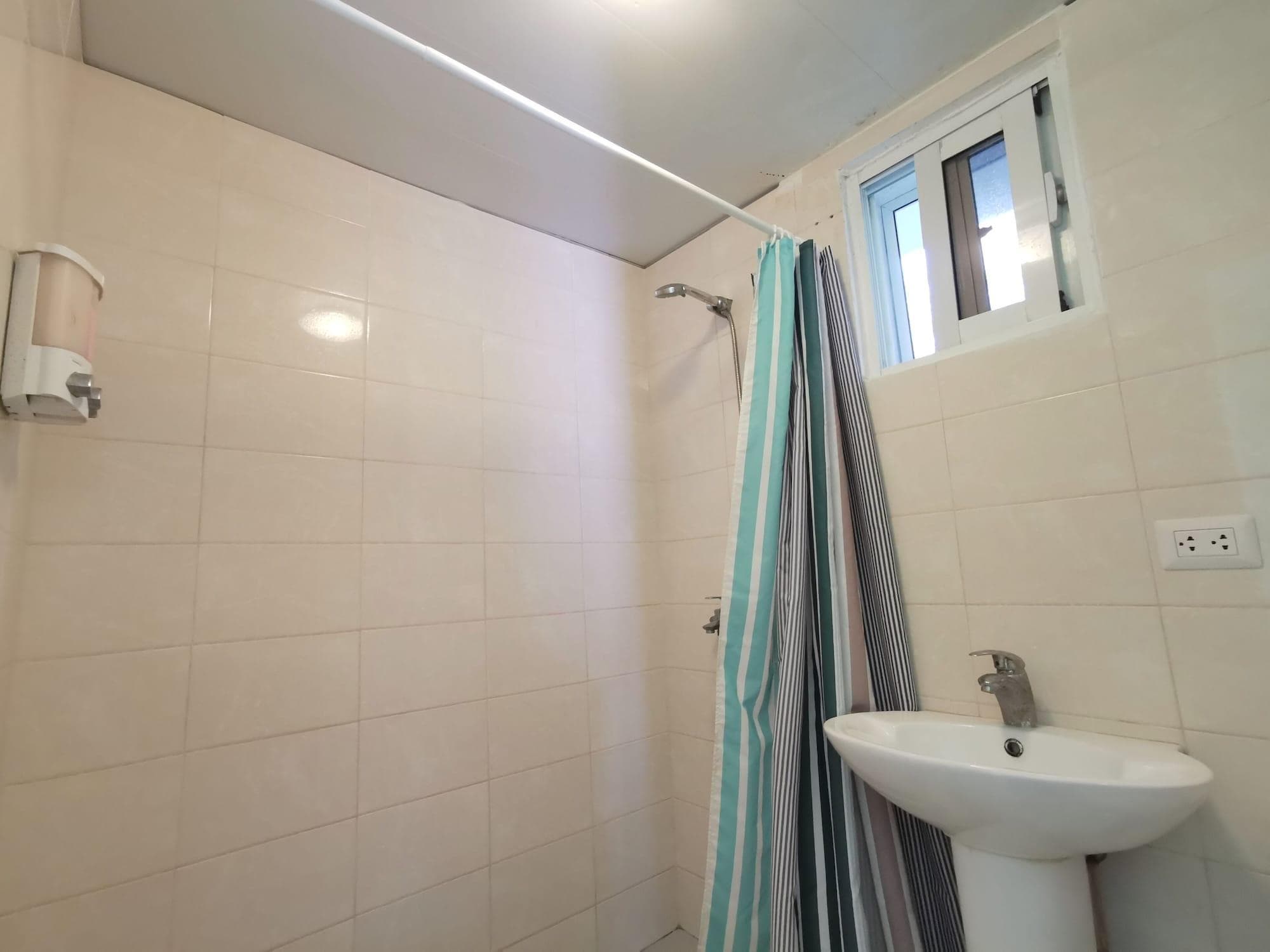 SOL CARIBE SUITES DELUXE Beach Club and Pool, Room