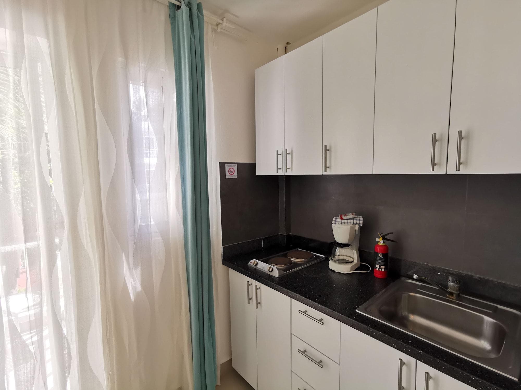 SOL CARIBE SUITES DELUXE Beach Club and Pool, Room