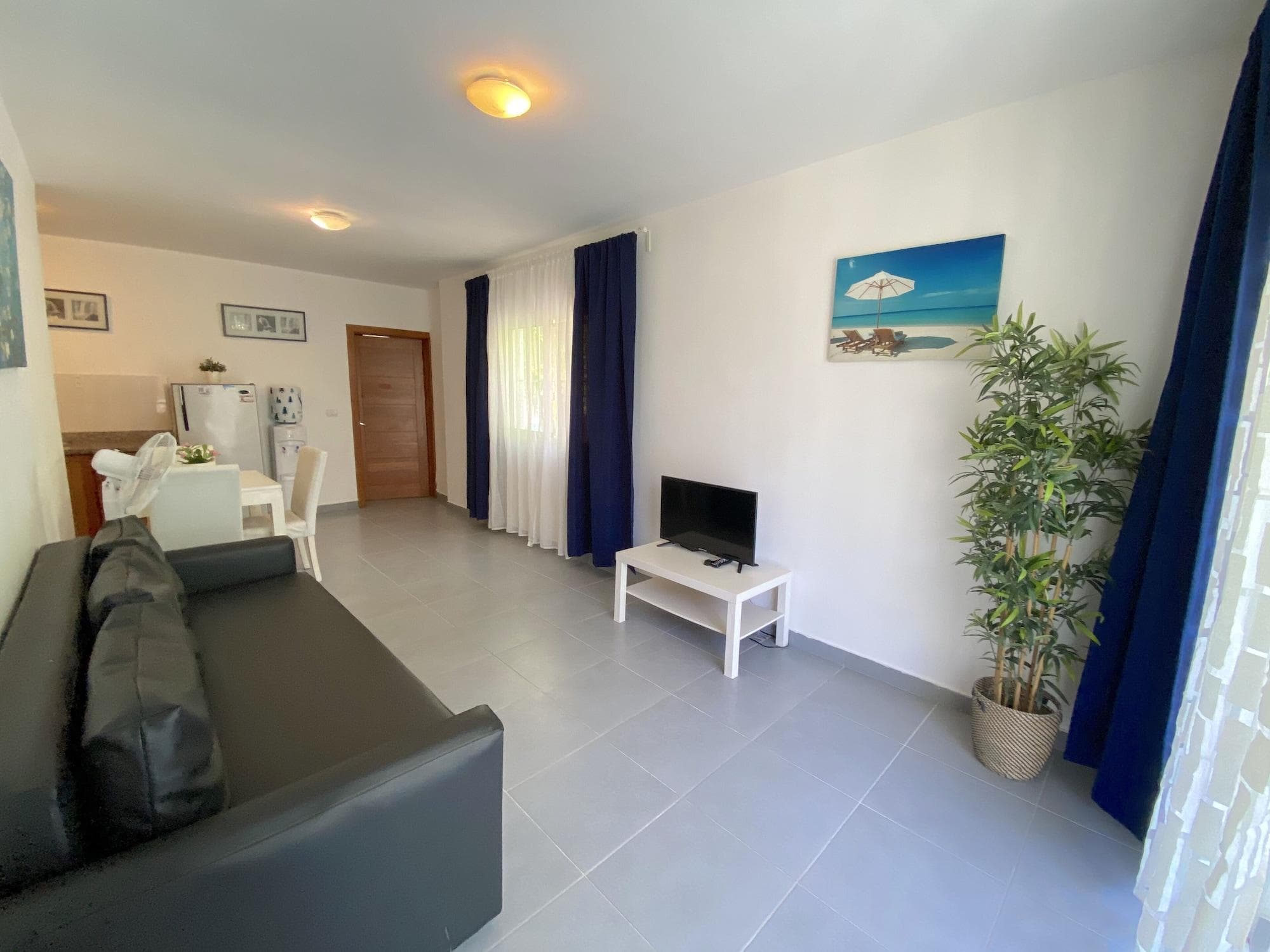 SOL CARIBE SUITES DELUXE Beach Club and Pool, Room