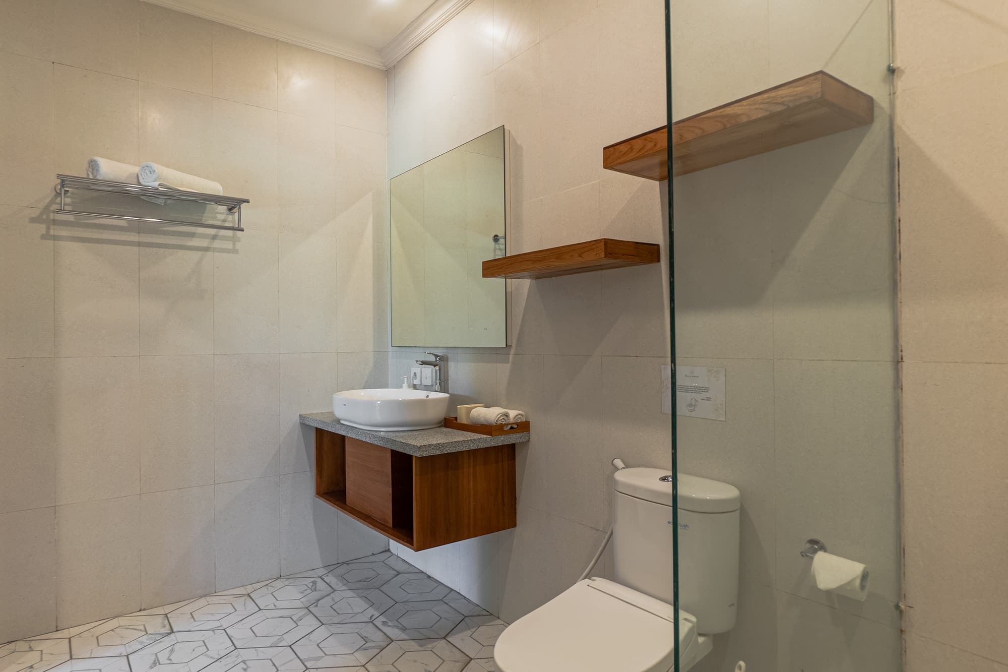 Belle Asana by Zuzu, Room