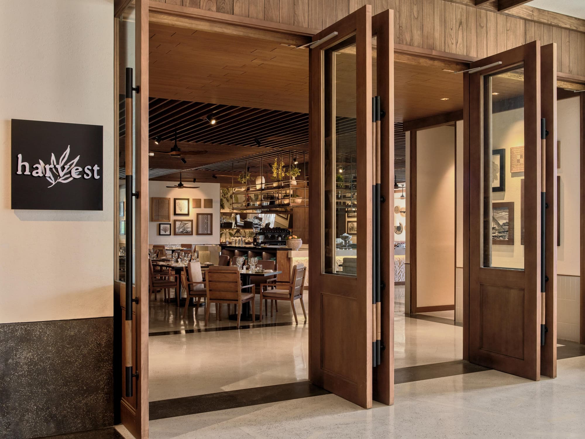 Crowne Plaza Fiji Nadi Bay Resort & Spa, Restaurant