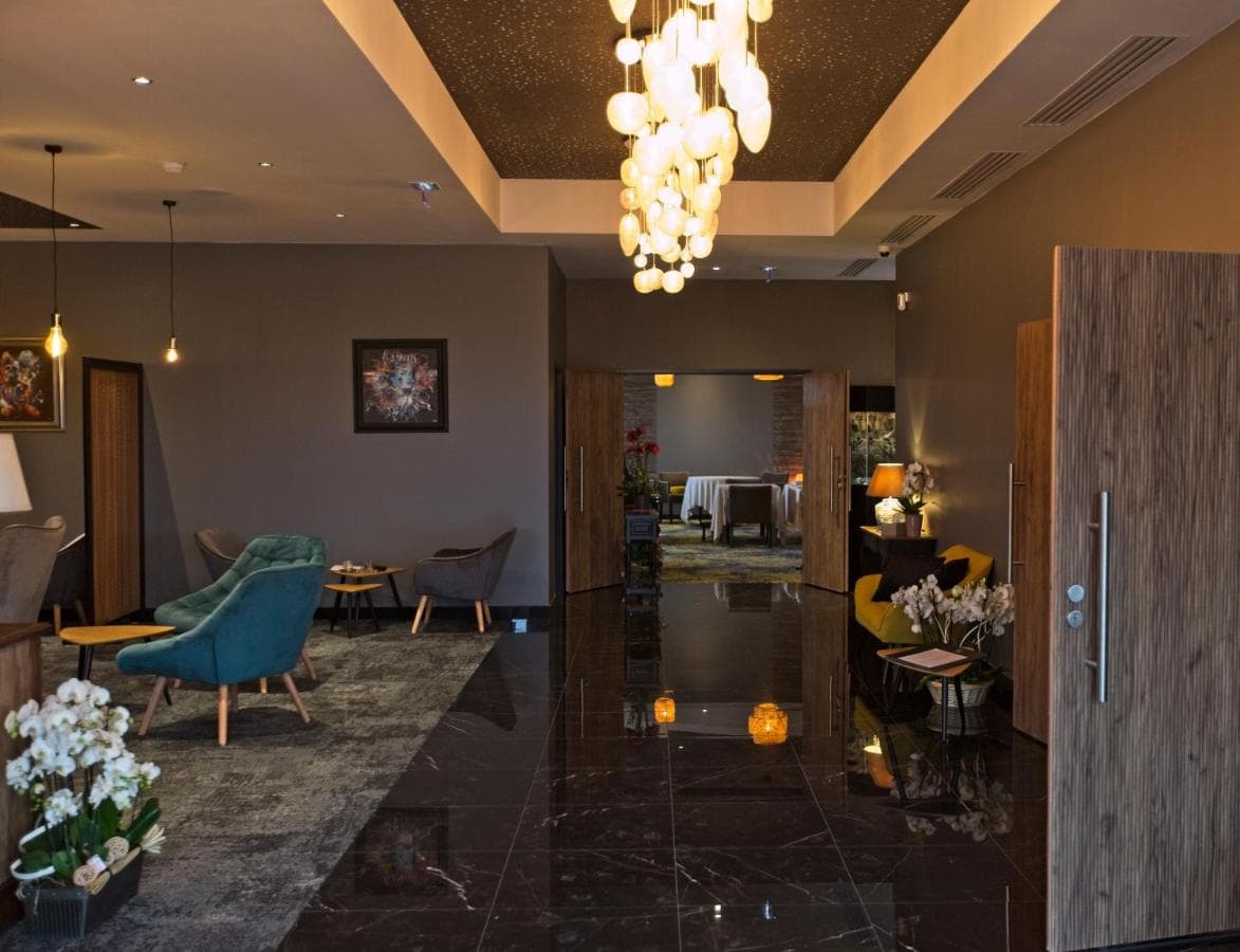 Logis Hotel la Maison des Bles, Lobby