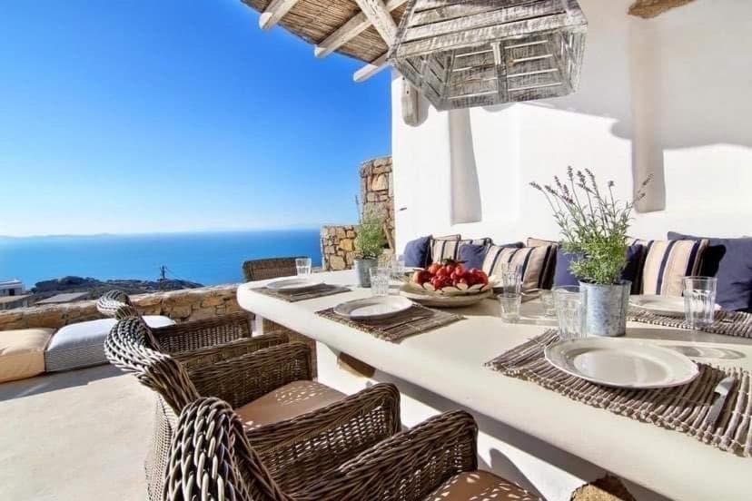 White Rock Suites & Villas, Room