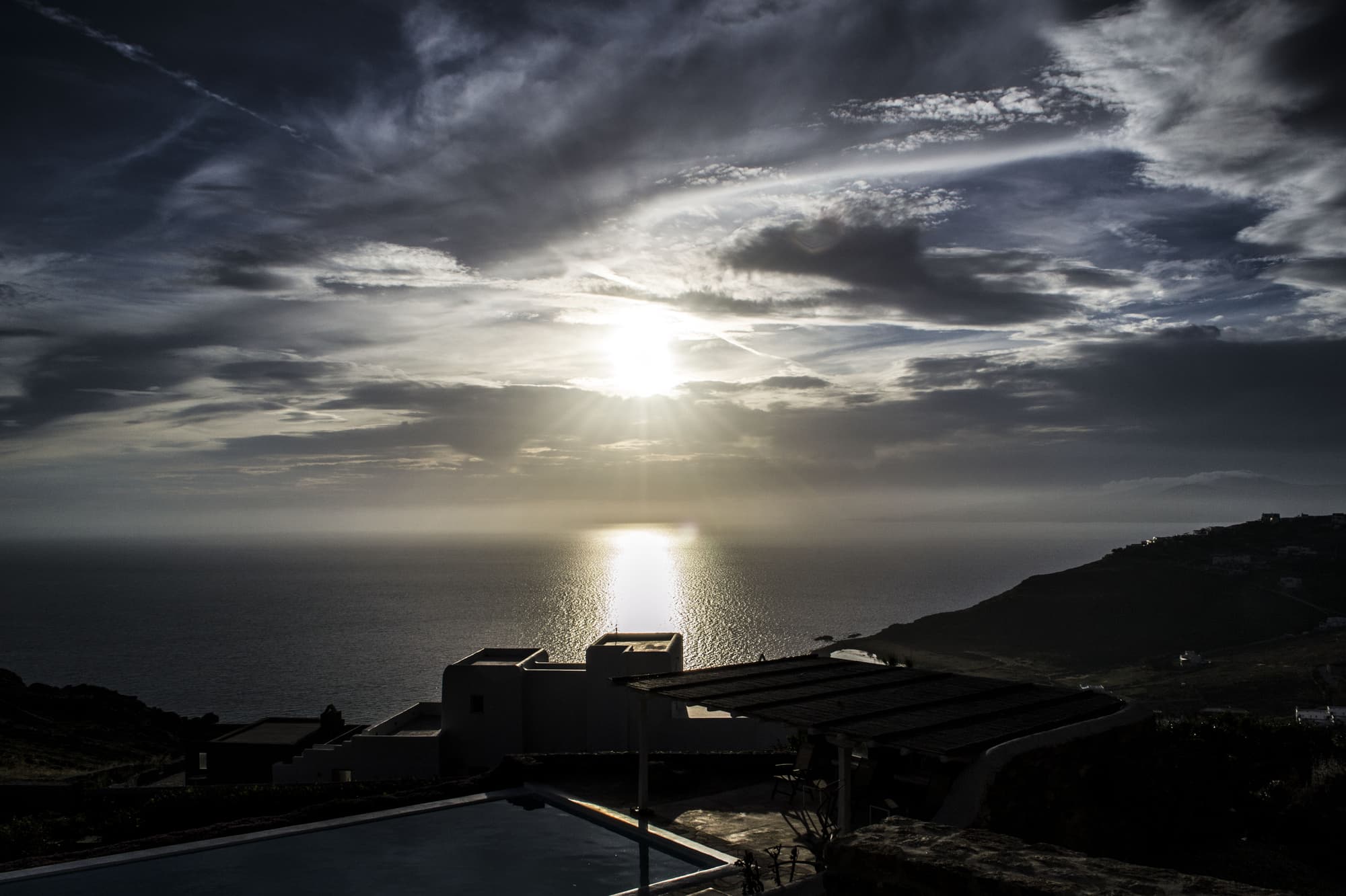 White Rock Suites & Villas, Room