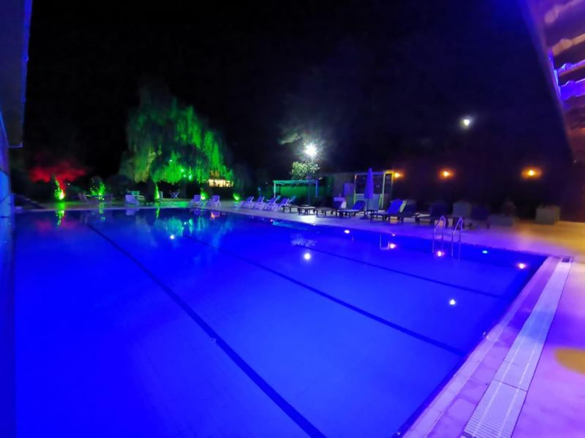 Green Mount Hotel & Spa, Pool