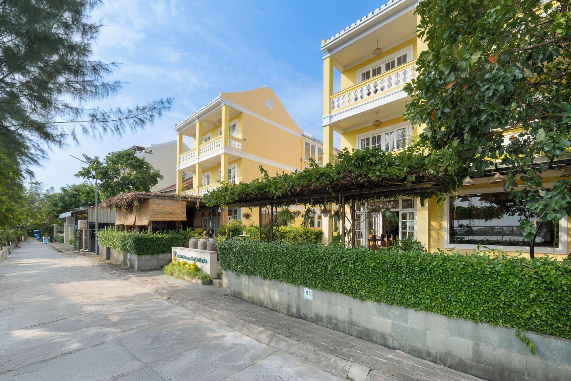 Triple Riverside Villa Hotel Hoian, General view