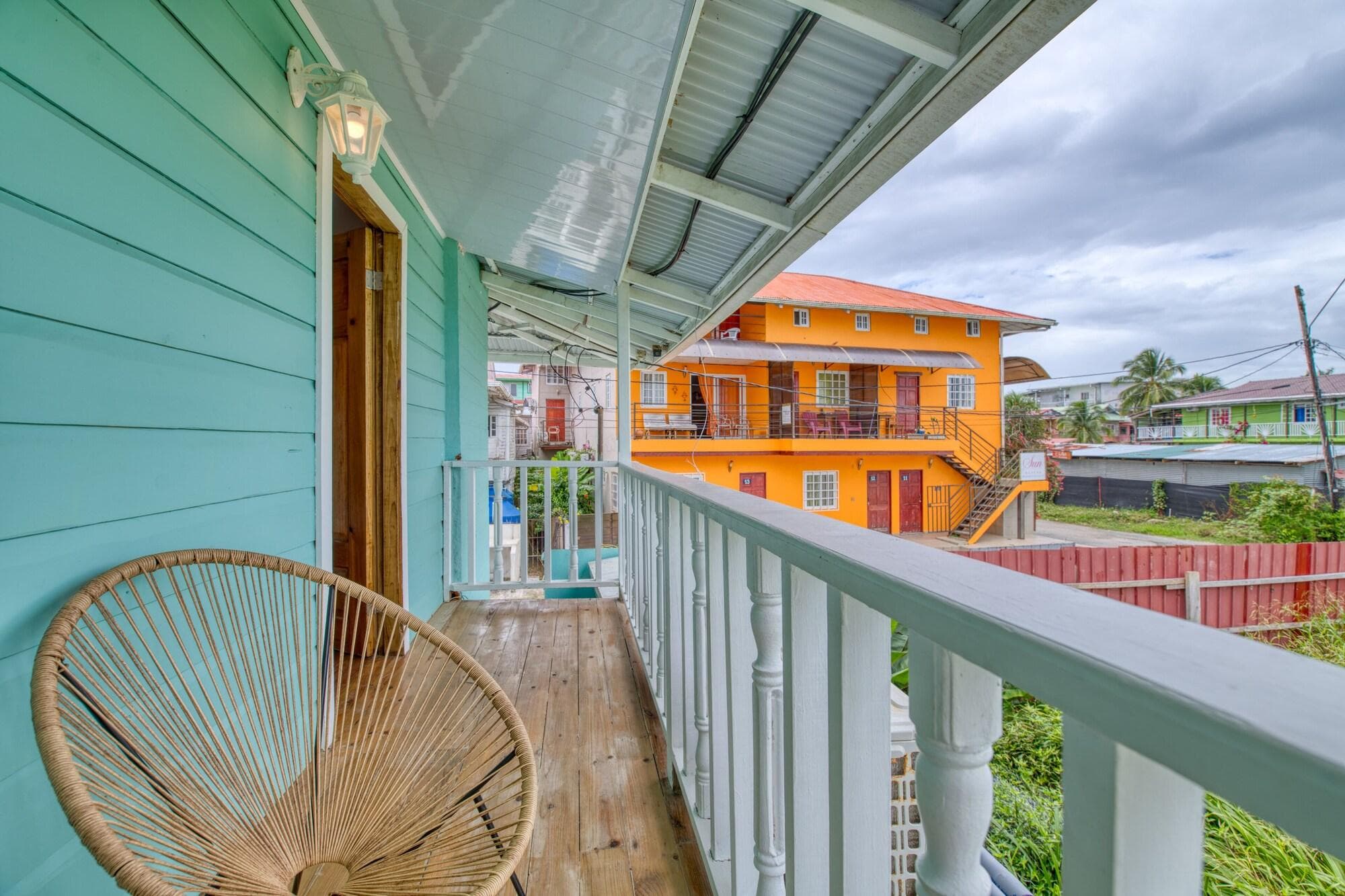 Bambuda Bocas Town, Room