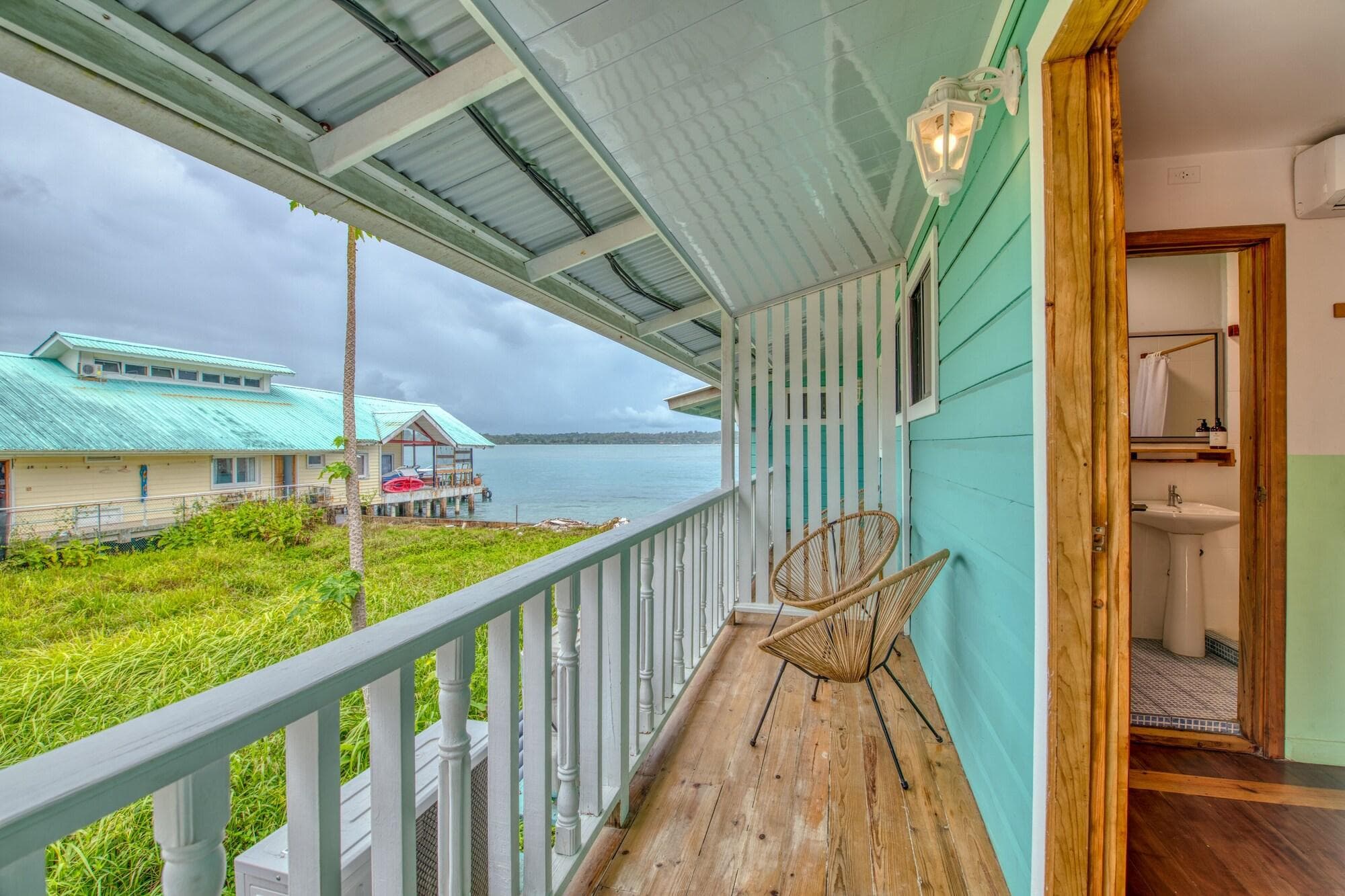 Bambuda Bocas Town, Room