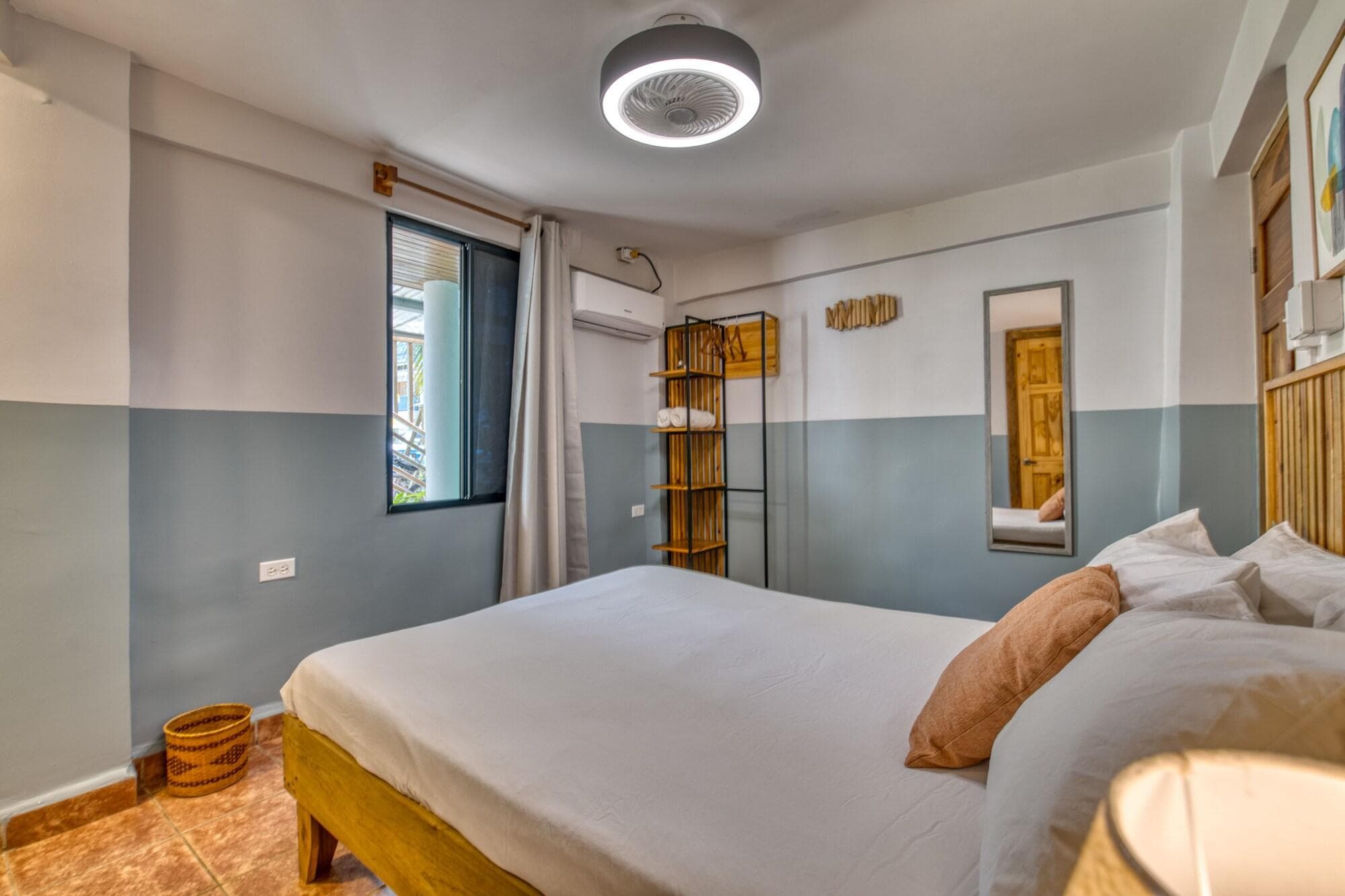 Bambuda Bocas Town, Room