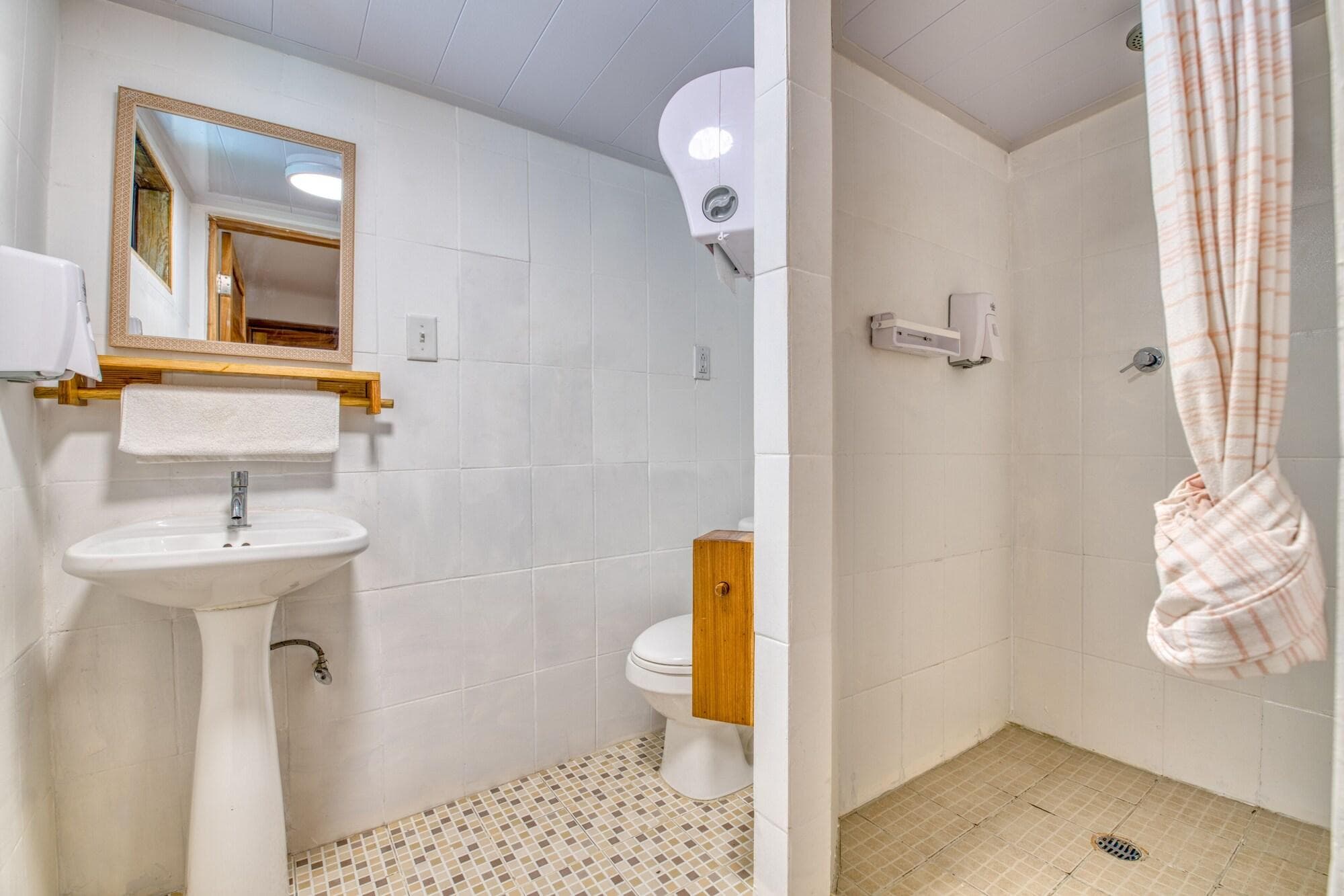 Bambuda Bocas Town, Room