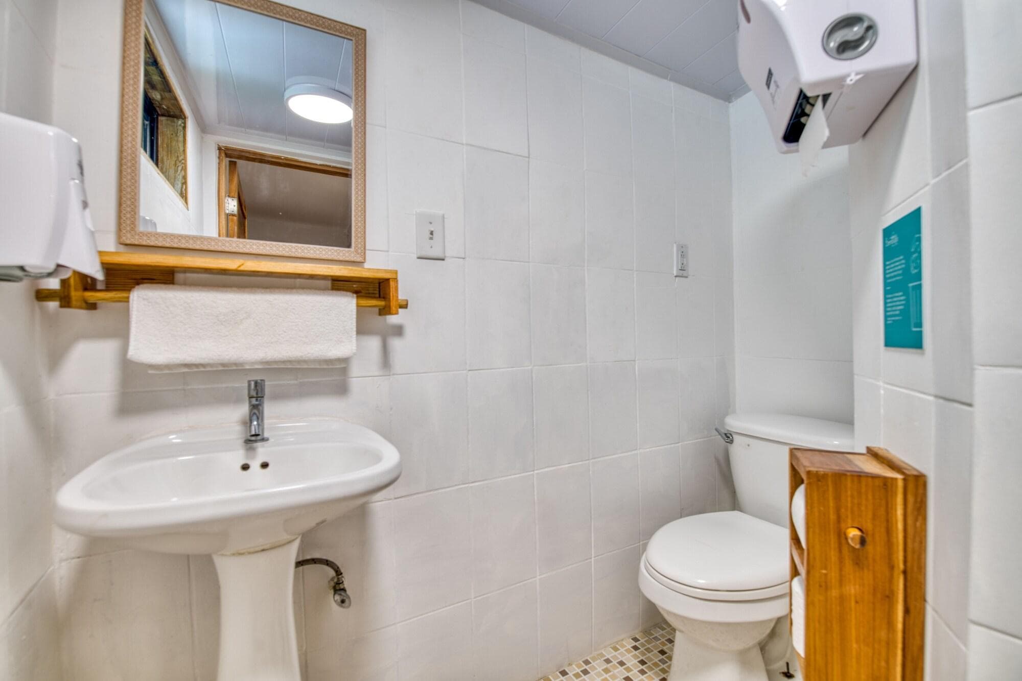 Bambuda Bocas Town, Room